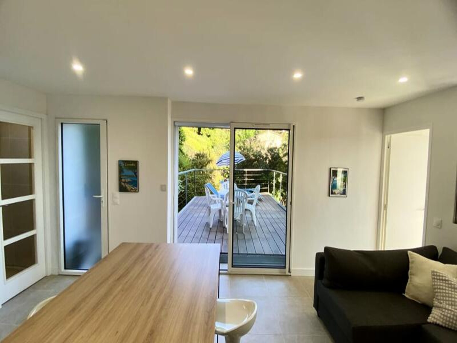 Gerenoveerd appartement met panoramisch zeezicht en groot balkon in Aiguebelle - foto 19