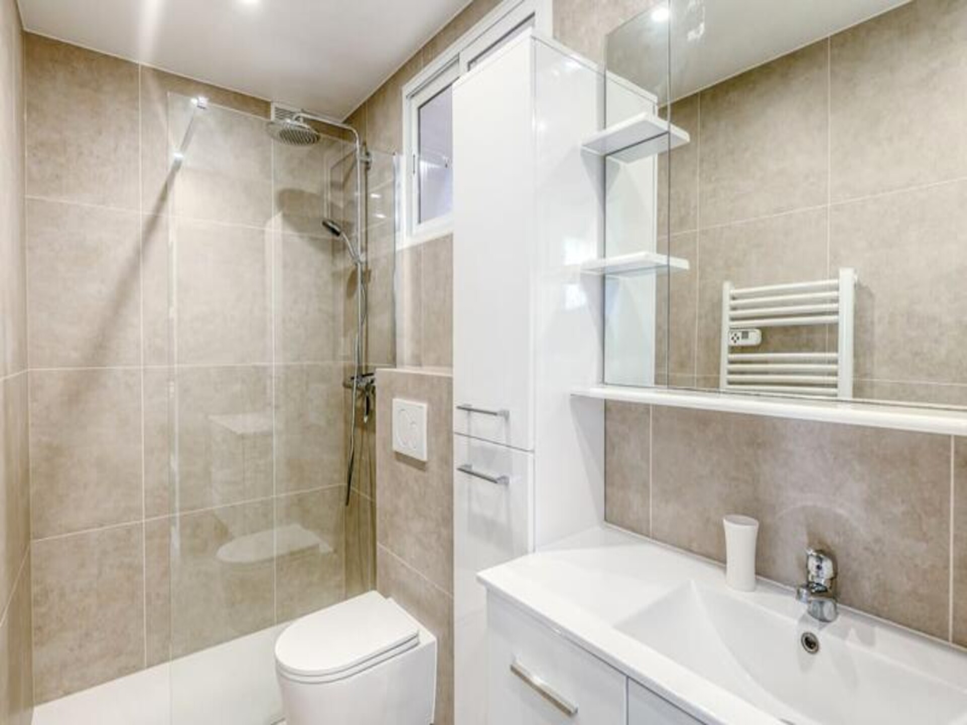 Gerenoveerd appartement met panoramisch zeezicht en groot balkon in Aiguebelle - foto 25