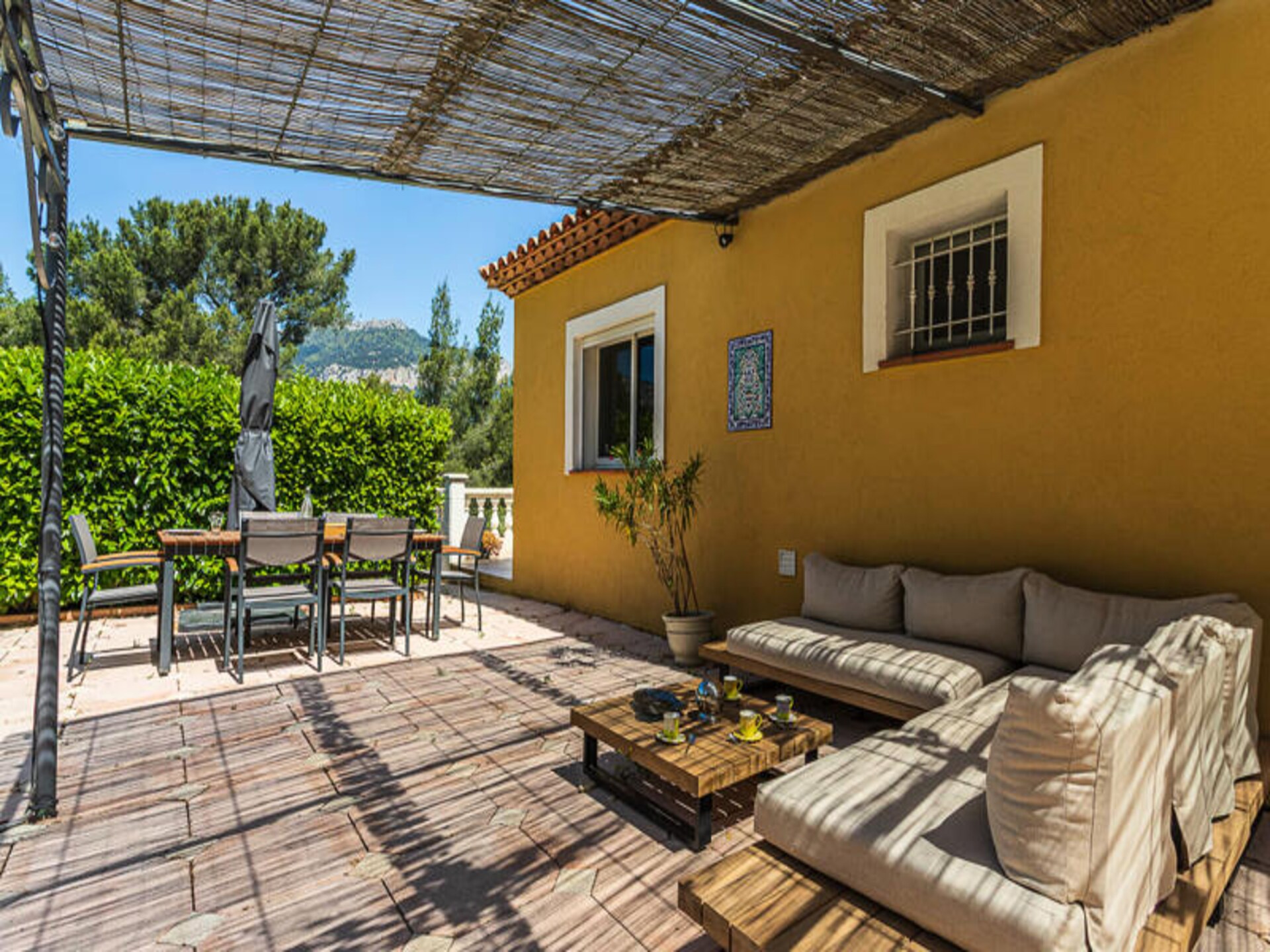 Villa De L'uba: Ruim appartement voor 10 in het groene Toulon - foto 2
