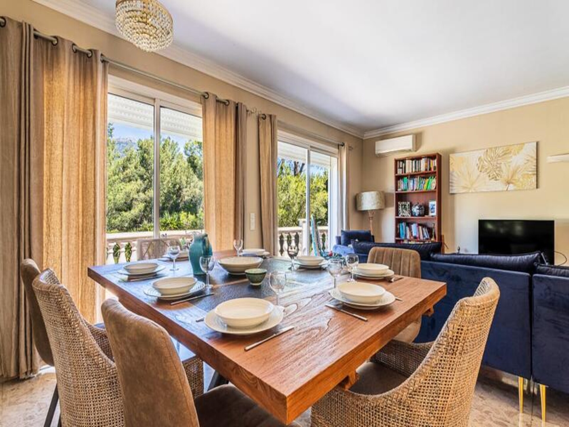 Villa De L'uba: Ruim appartement voor 10 in het groene Toulon - foto 4