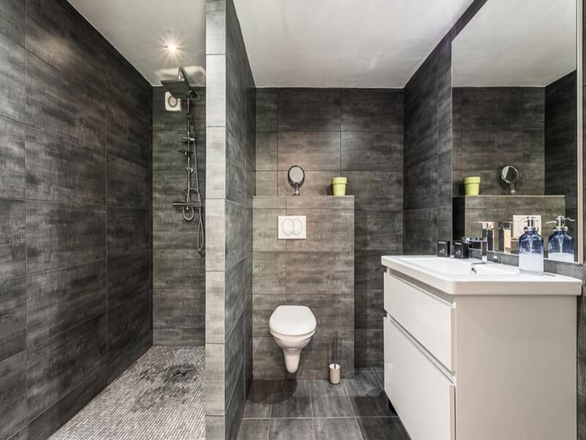 Villa De L'uba: Ruim appartement voor 10 in het groene Toulon - foto 16