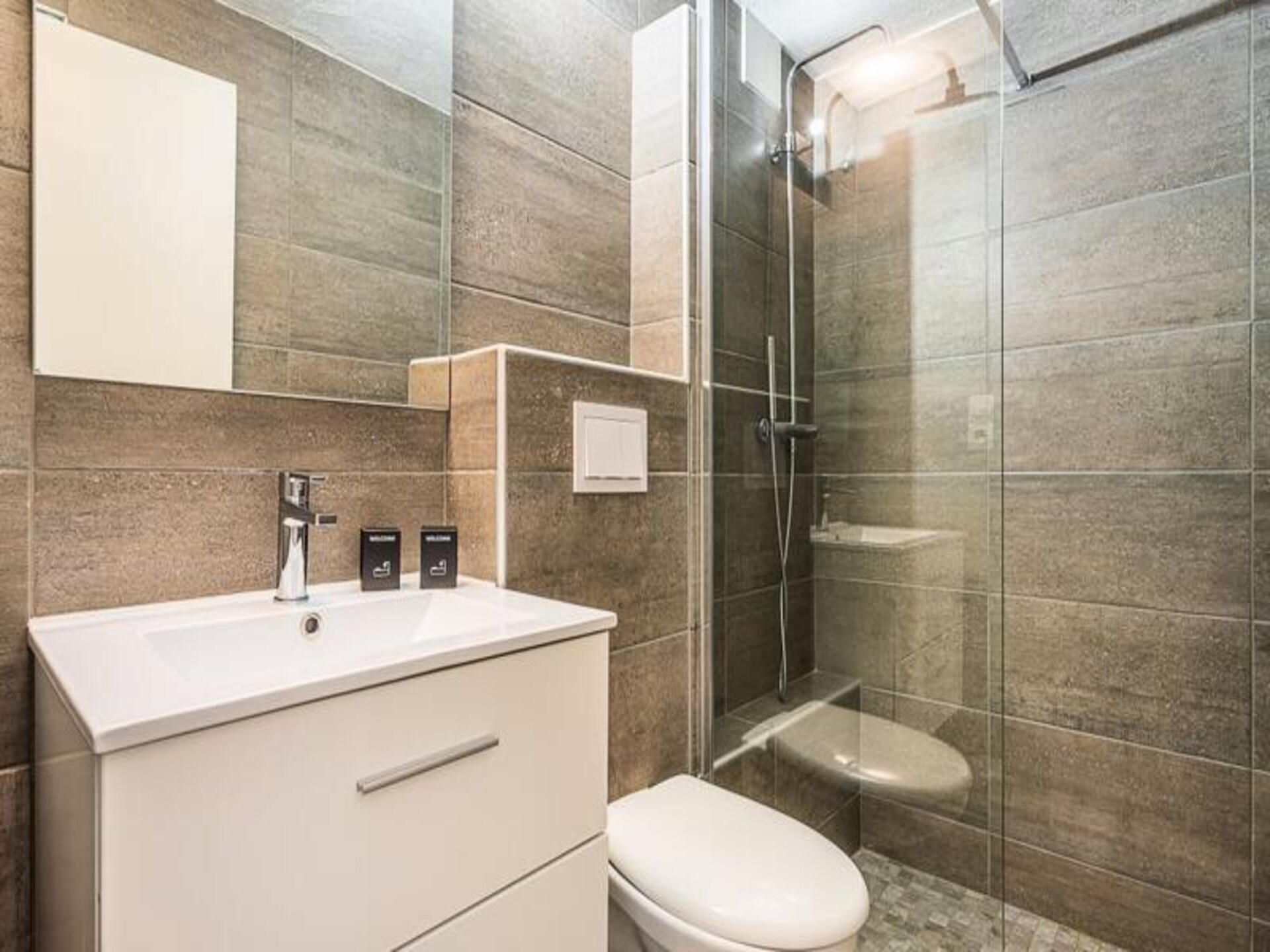 Villa De L'uba: Ruim appartement voor 10 in het groene Toulon - foto 18