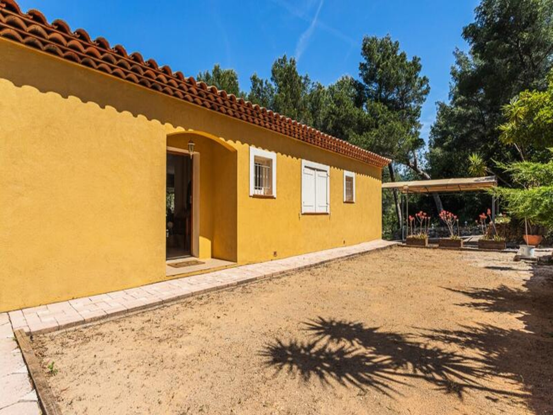 Villa De L'uba: Ruim appartement voor 10 in het groene Toulon - foto 23