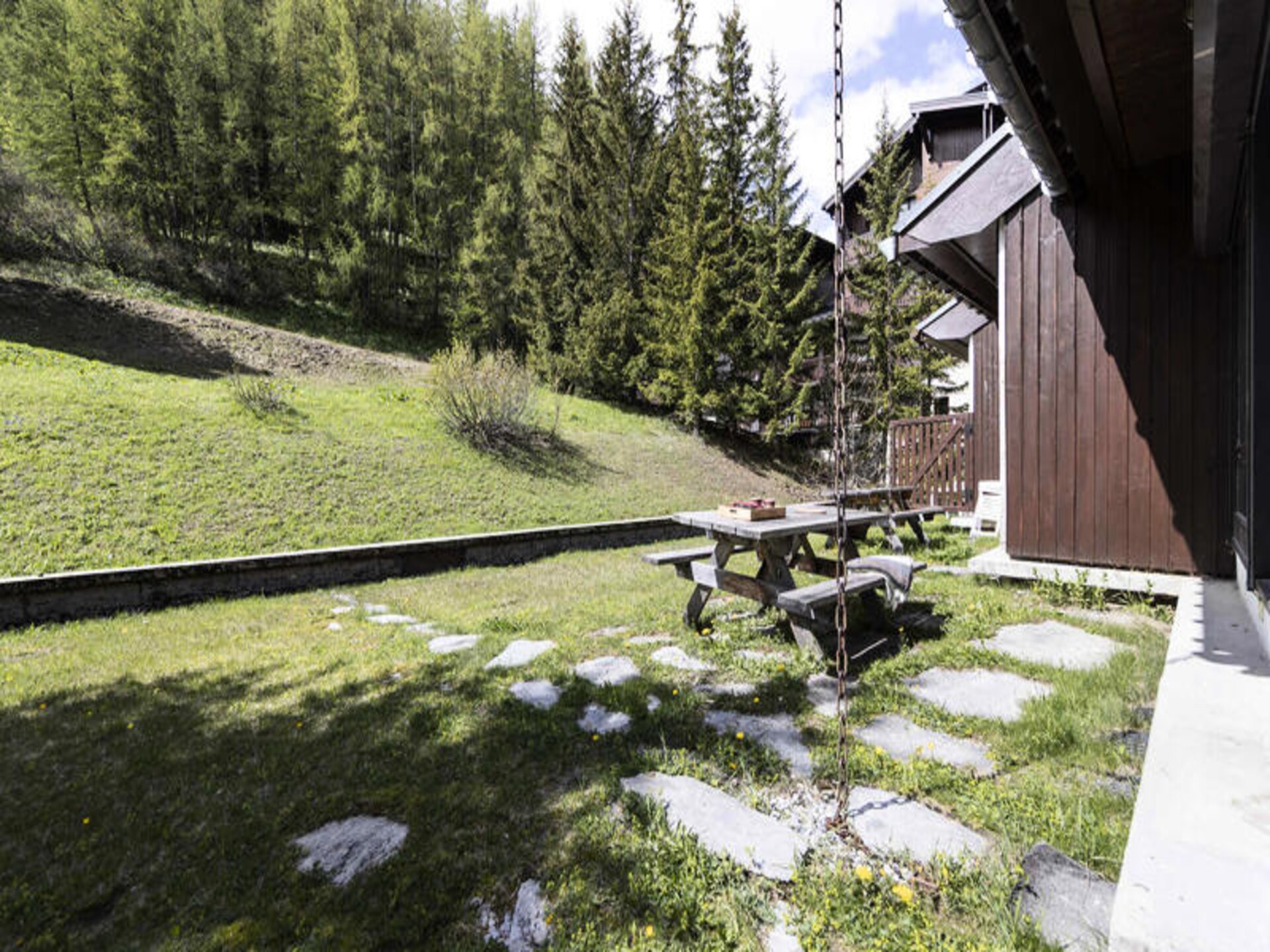 Authentiek 3-slaapkamer appartement in autovrije wijk Rogoney, Val d'Isère - foto 4