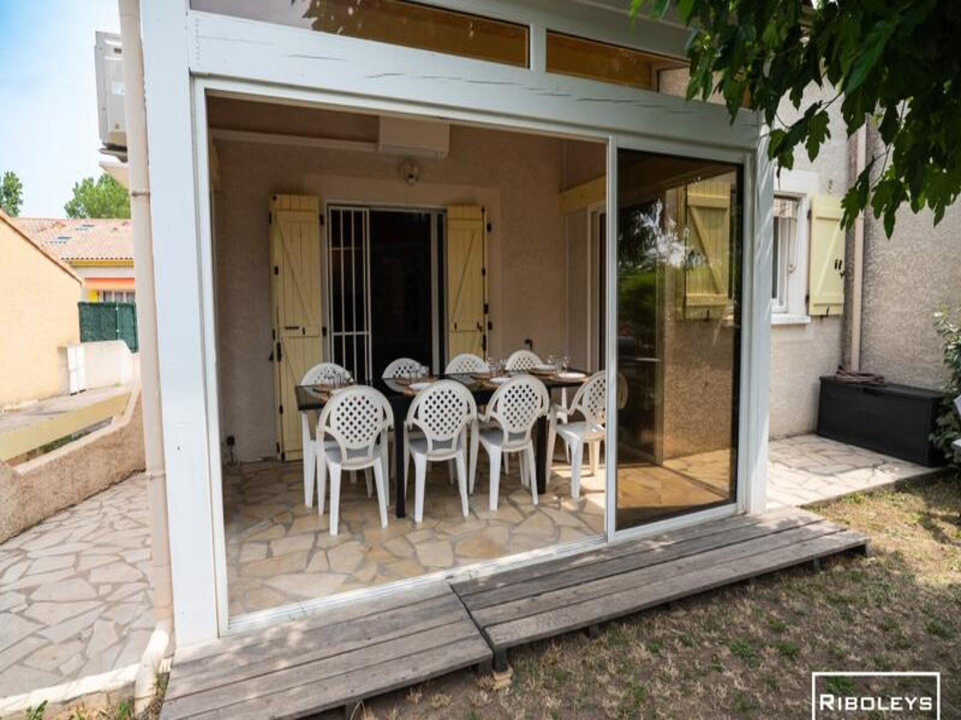 Ruime villa voor 8 personen met tuin en airco, op 450 meter van het strand - foto 25