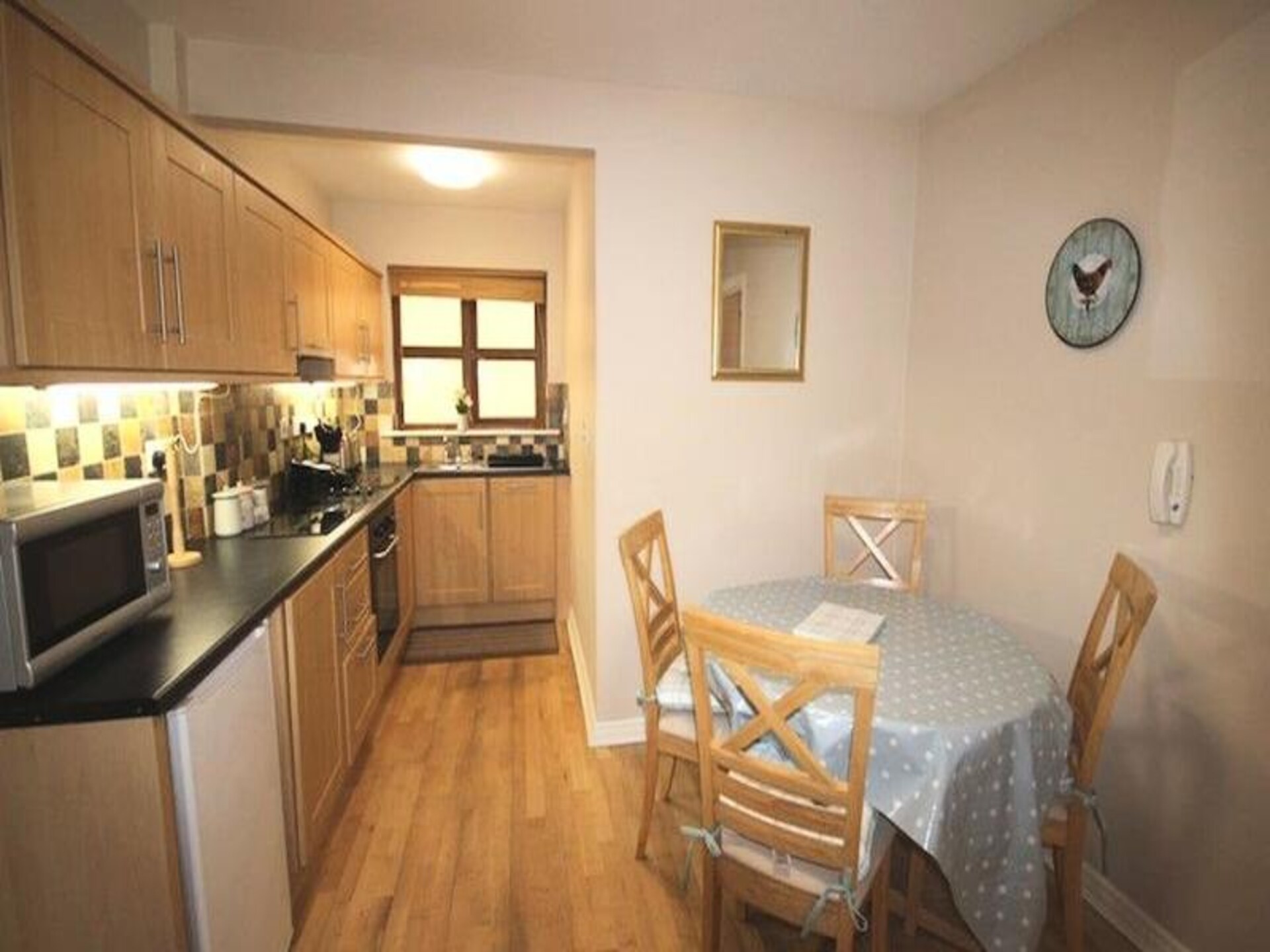 Knus rijtjeshuis in het hart van Clifden, Connemara – 2 slaapkamers - foto 3