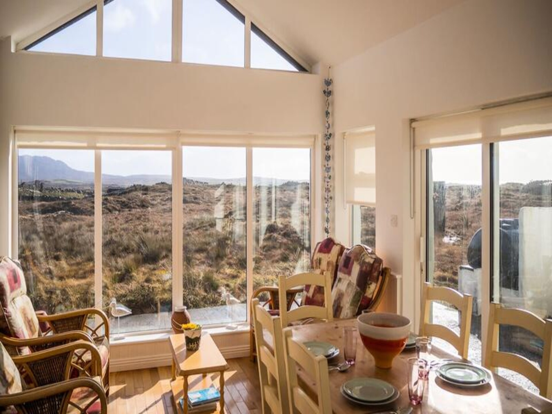Ruim appartement voor 6 in Ballyconneely, Connemara met tuin en zeezicht - foto 3