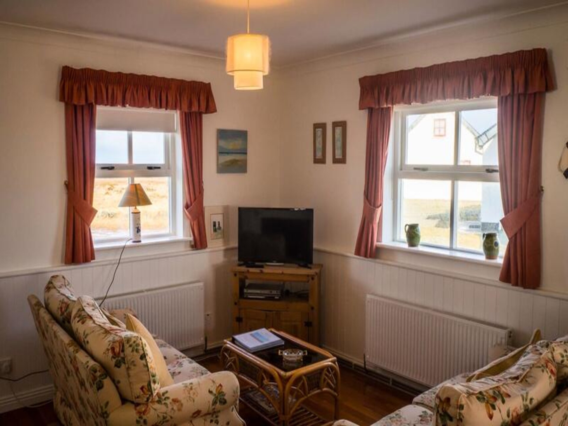 Ruim appartement voor 6 in Ballyconneely, Connemara met tuin en zeezicht - foto 7