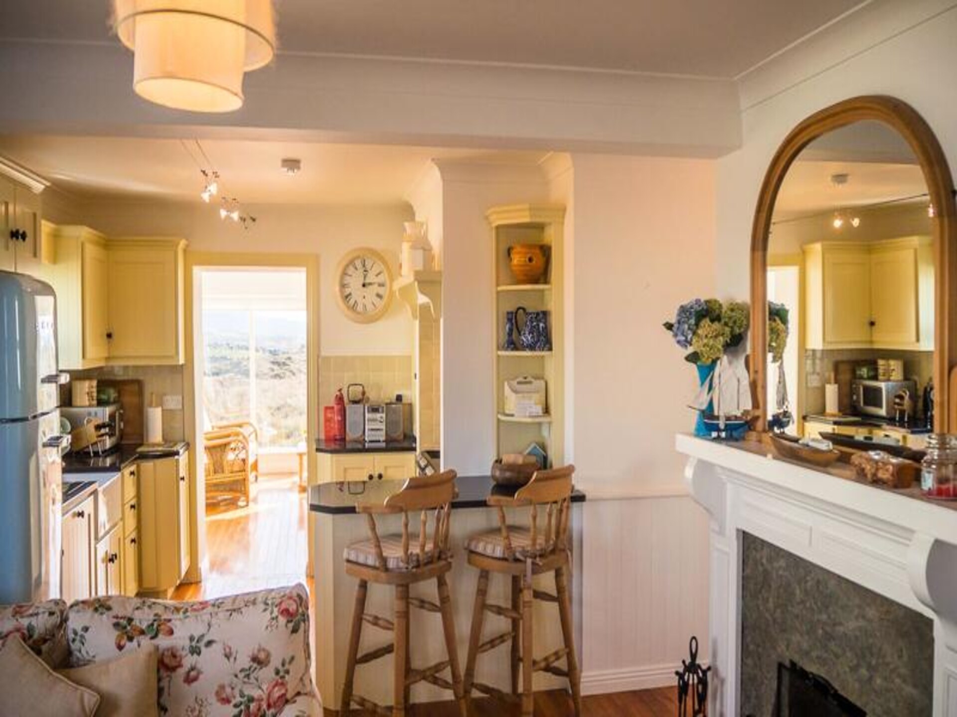 Ruim appartement voor 6 in Ballyconneely, Connemara met tuin en zeezicht - foto 9