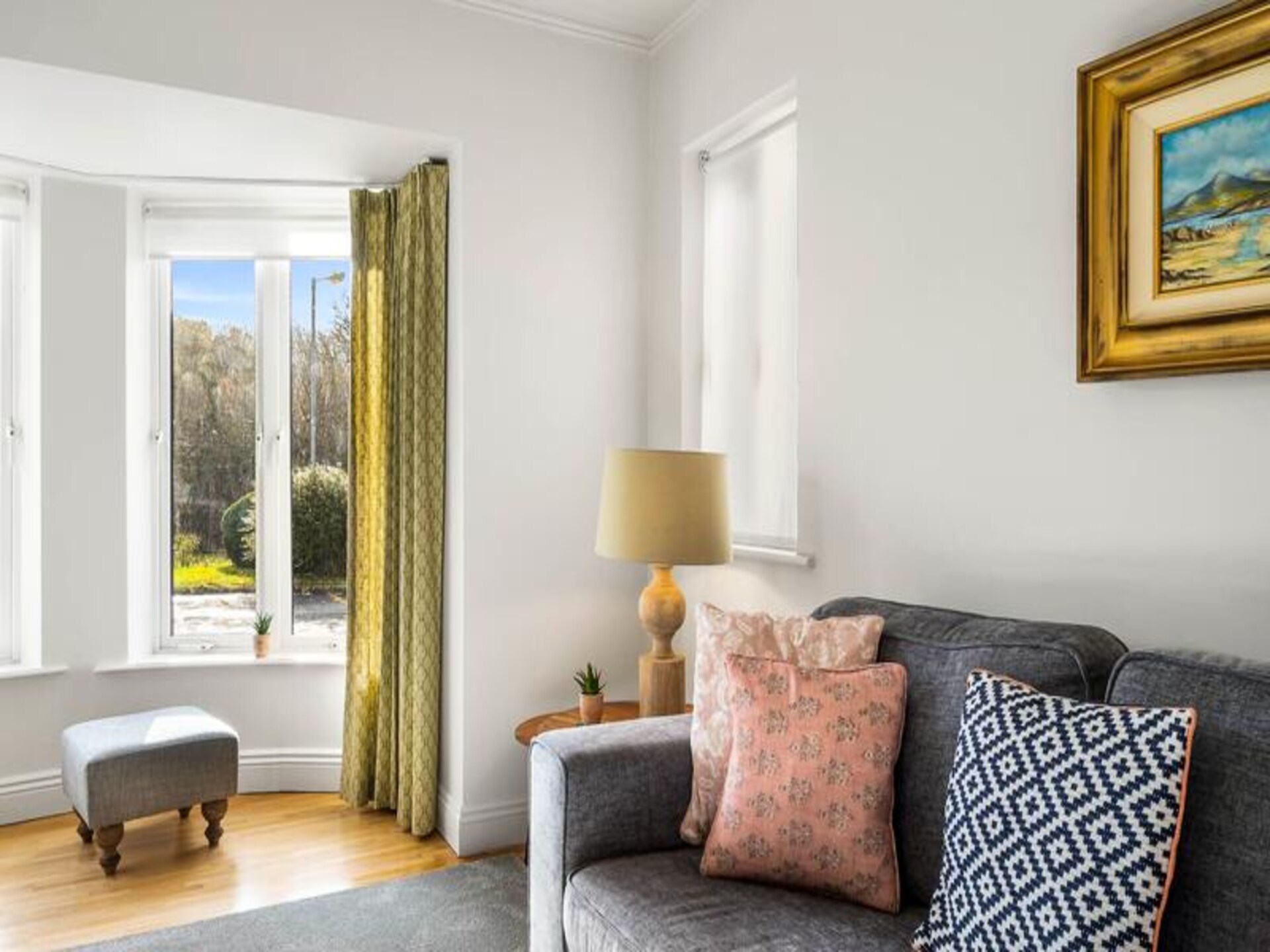 Ruim 3-slaapkamer appartement in hartje Clifden met privétuin - foto 10