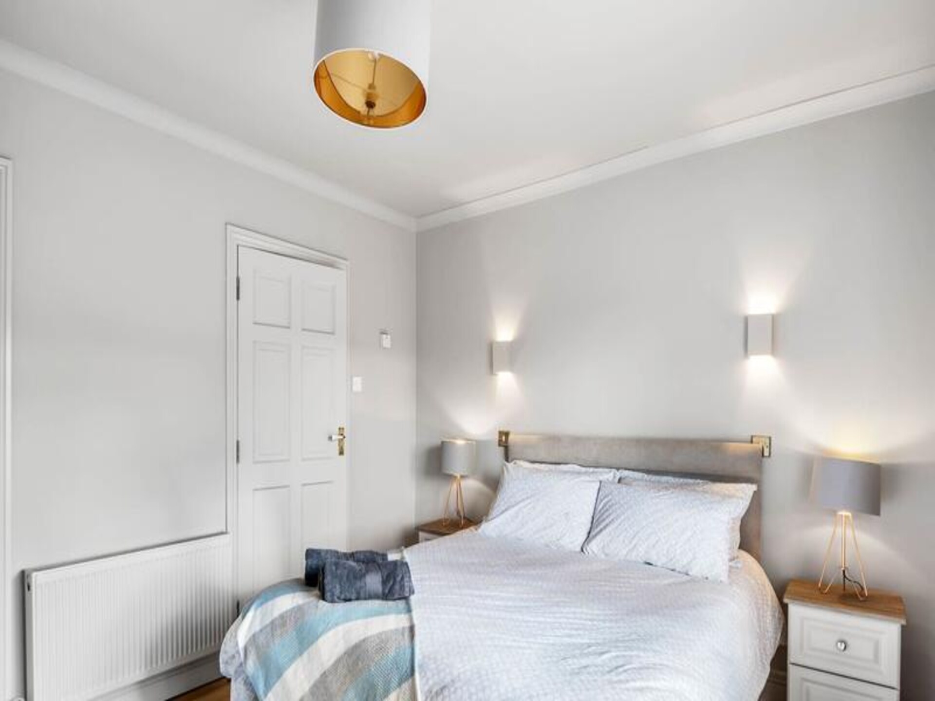 Ruim 3-slaapkamer appartement in hartje Clifden met privétuin - foto 16