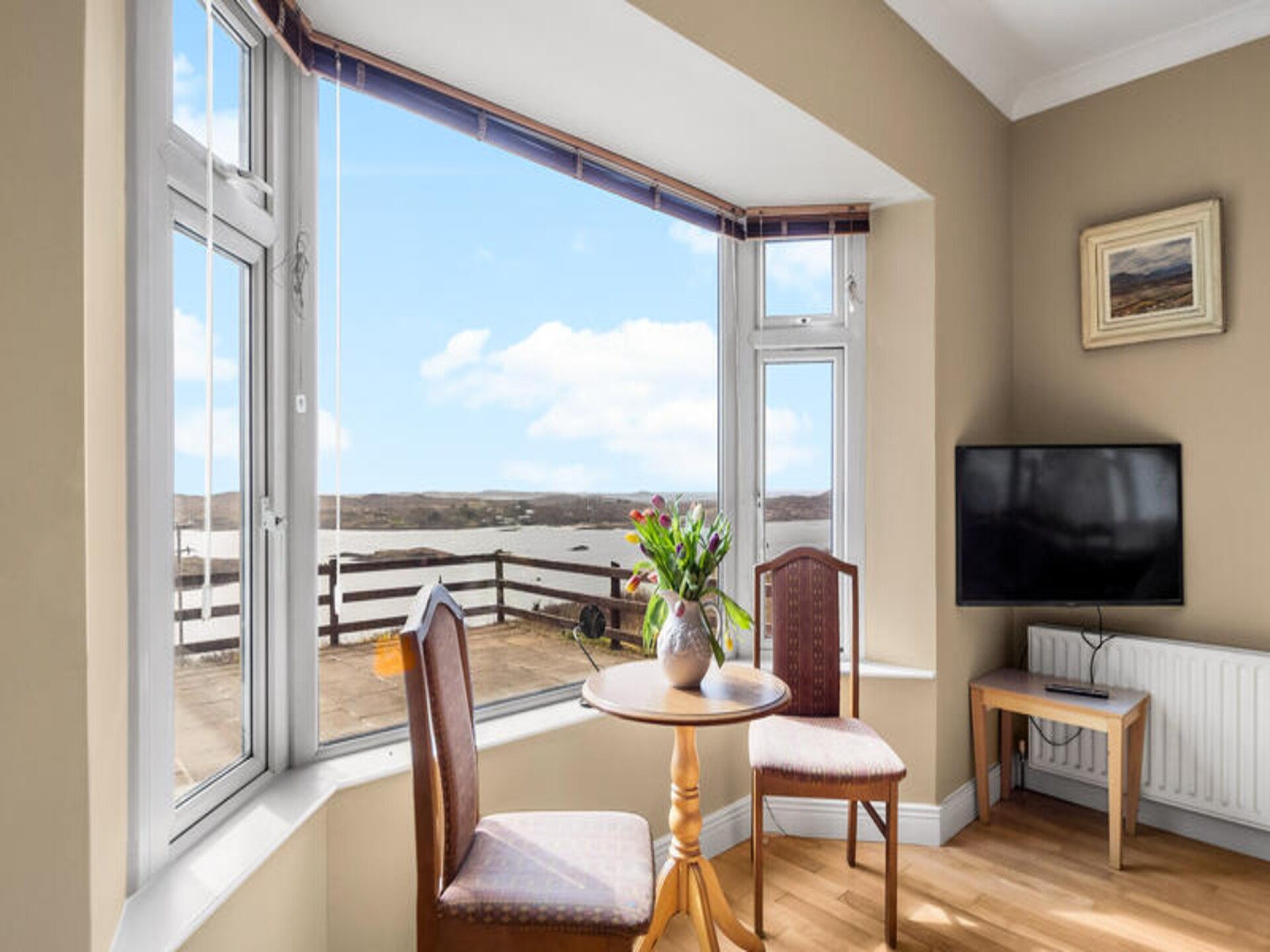 Ruim appartement in Clifden met panoramisch uitzicht op zee en Connemara - foto 7