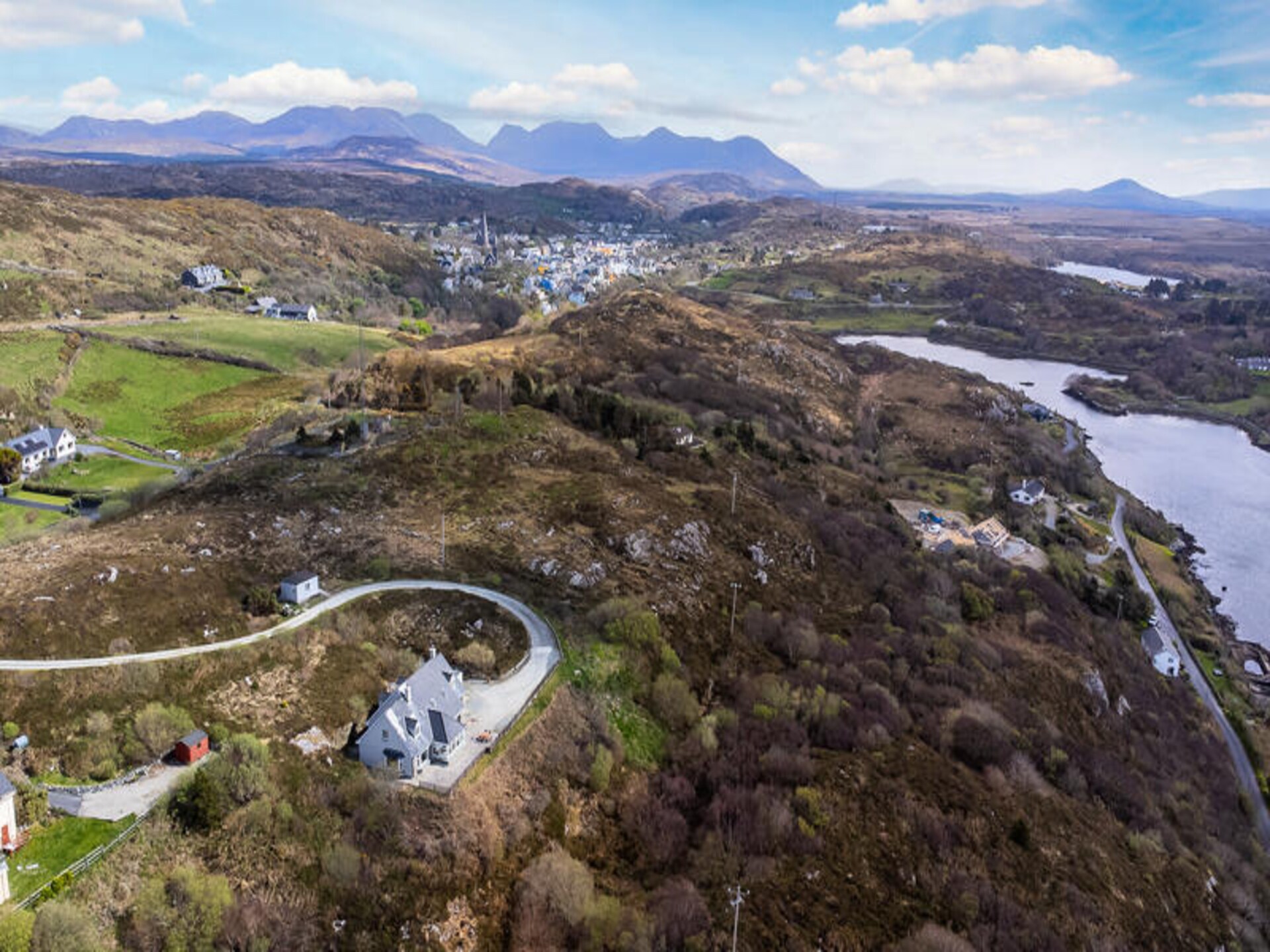 Ruim appartement in Clifden met panoramisch uitzicht op zee en Connemara - foto 37