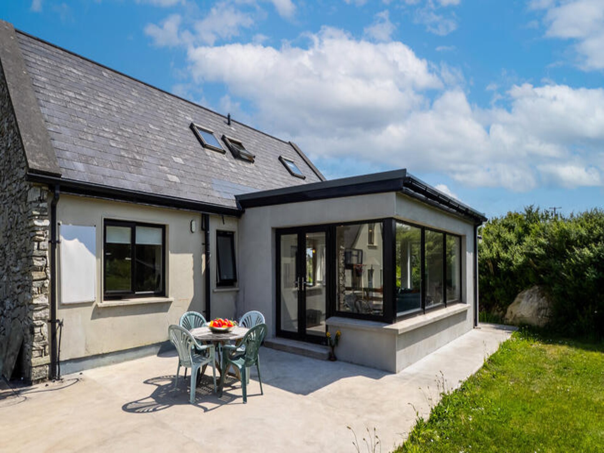 Knus kusthuis voor 8 in Roundstone, Connemara met tuin - foto 31