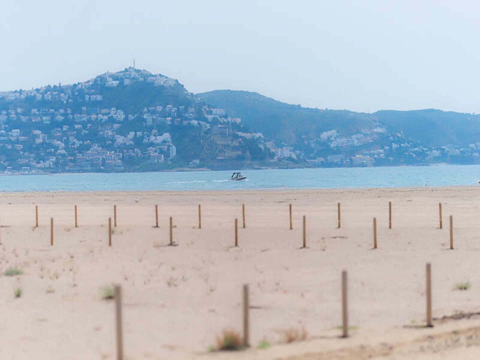 Zonovergoten appartement aan het strand van Empuriabrava voor 4 personen - foto 2