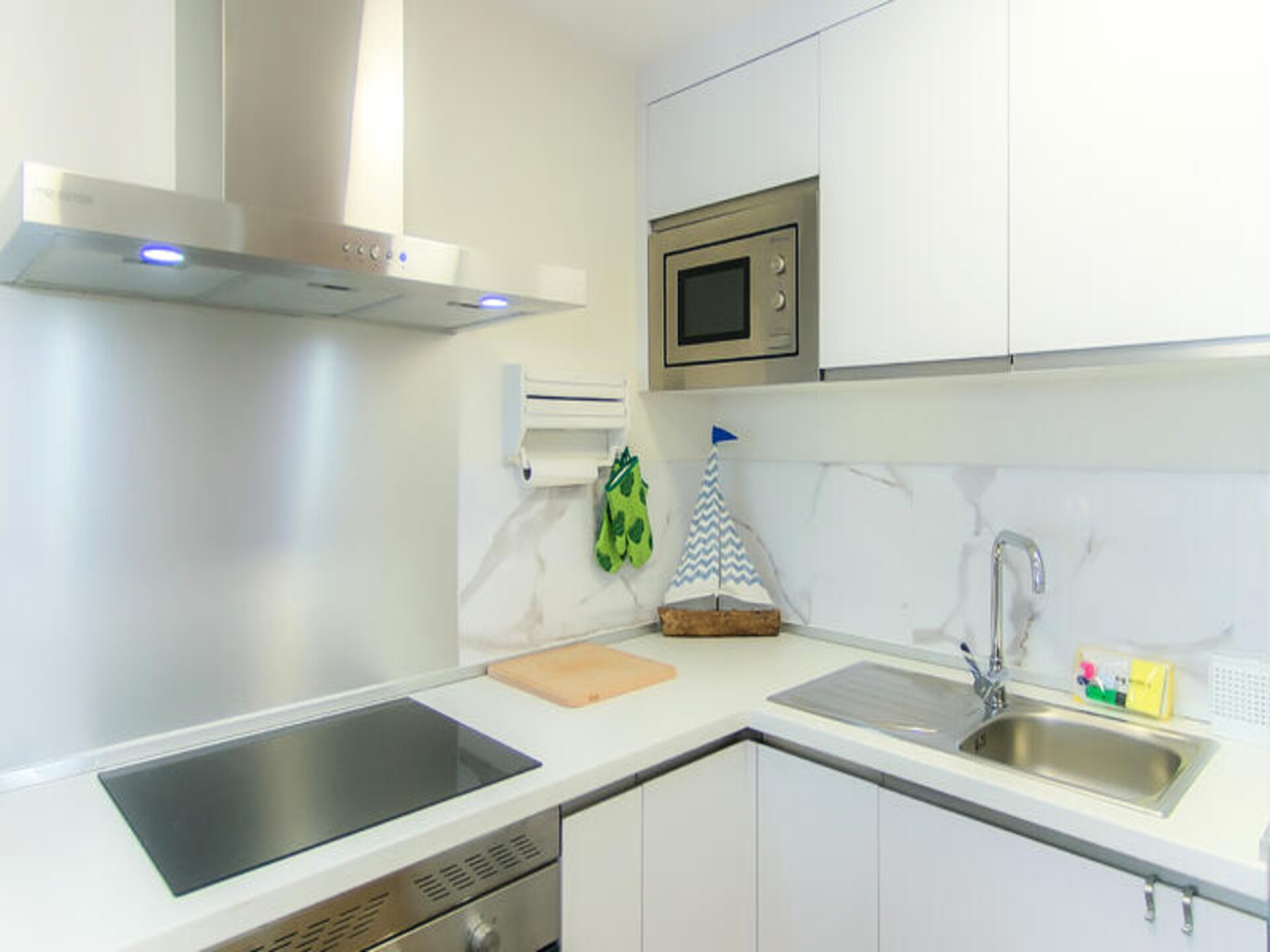 Zonovergoten appartement aan het strand van Empuriabrava voor 4 personen - foto 18