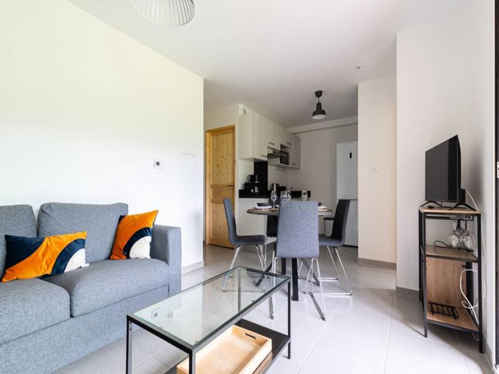 Modern appartement op 50m van het meer van Loudenvielle met terras - foto 5