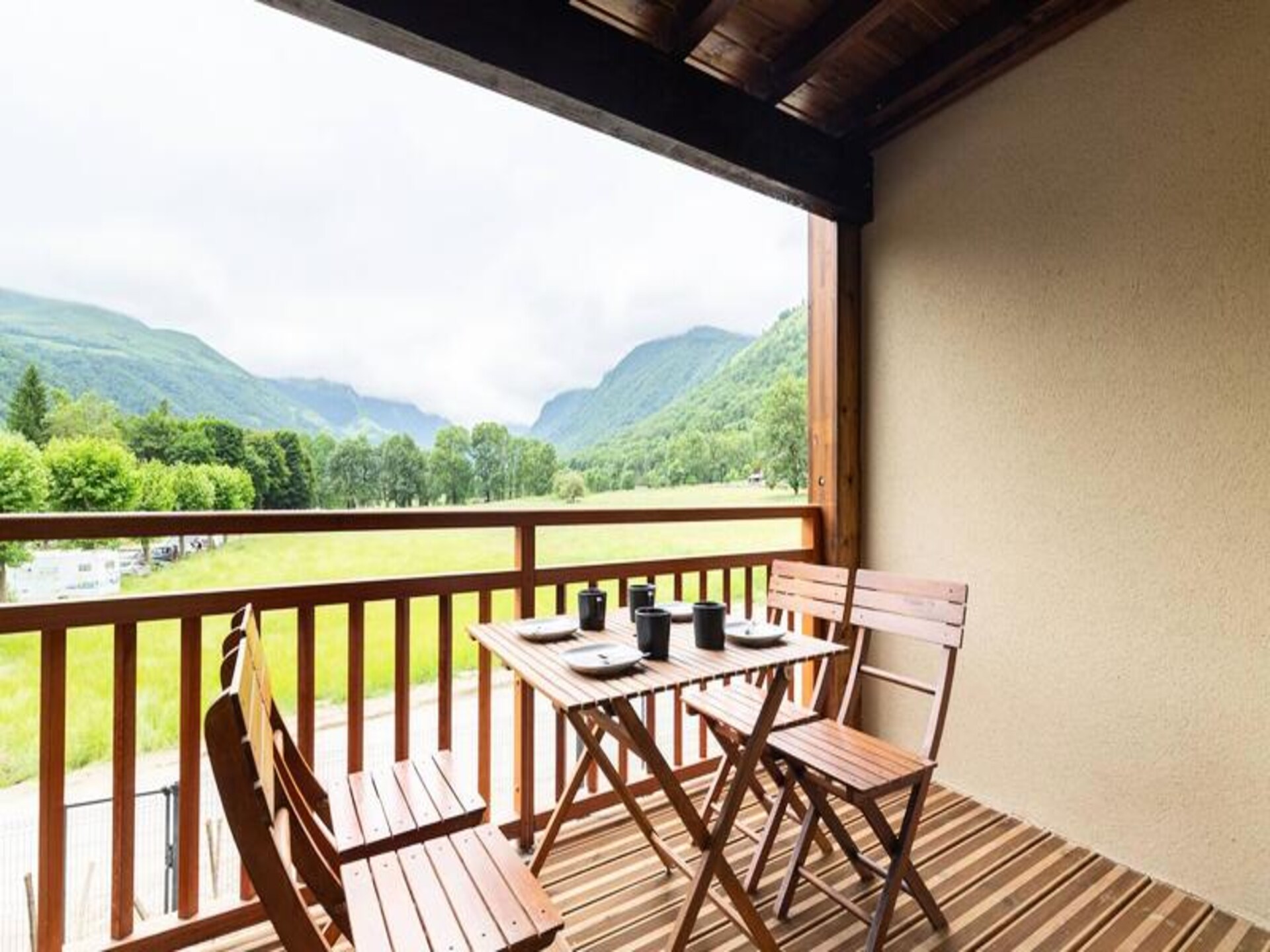 Modern appartement op 50m van het meer van Loudenvielle met terras - foto 7