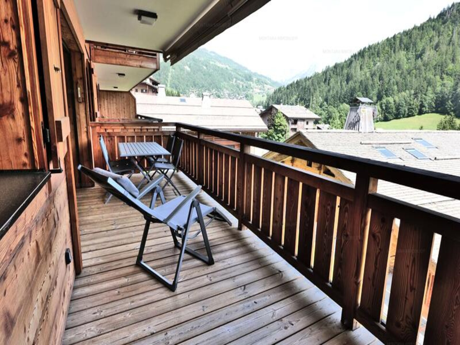 Zonnig 6-persoons appartement met balkon nabij het centrum van Le Grand Bornand - foto 14