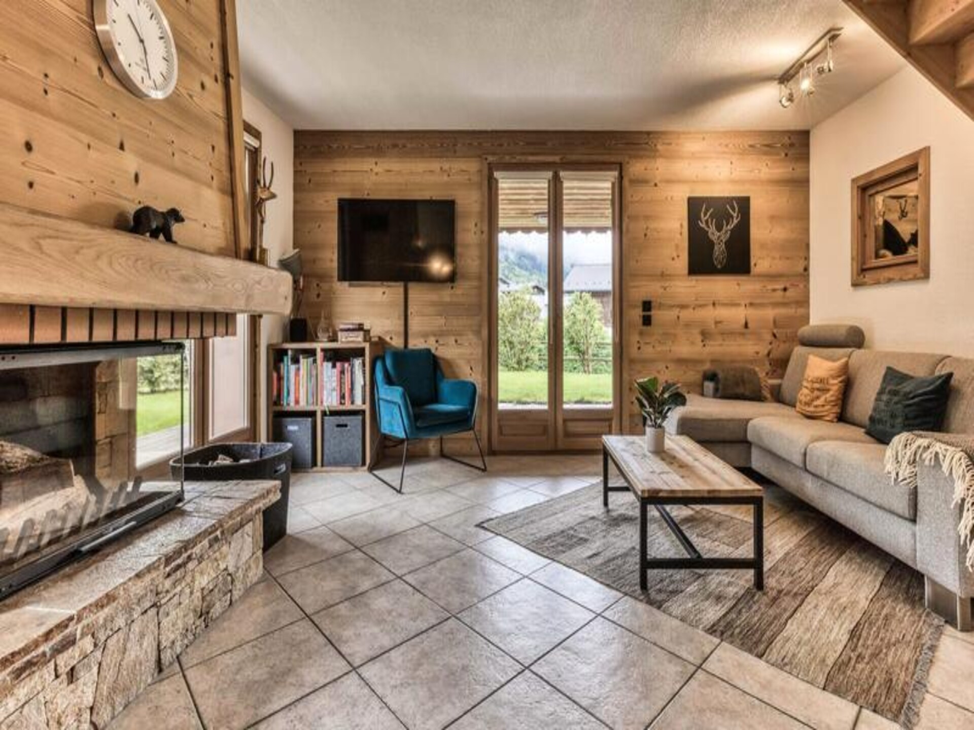 Ruim 8-persoons appartement met tuin en uitzicht op de Mont Blanc - foto 9