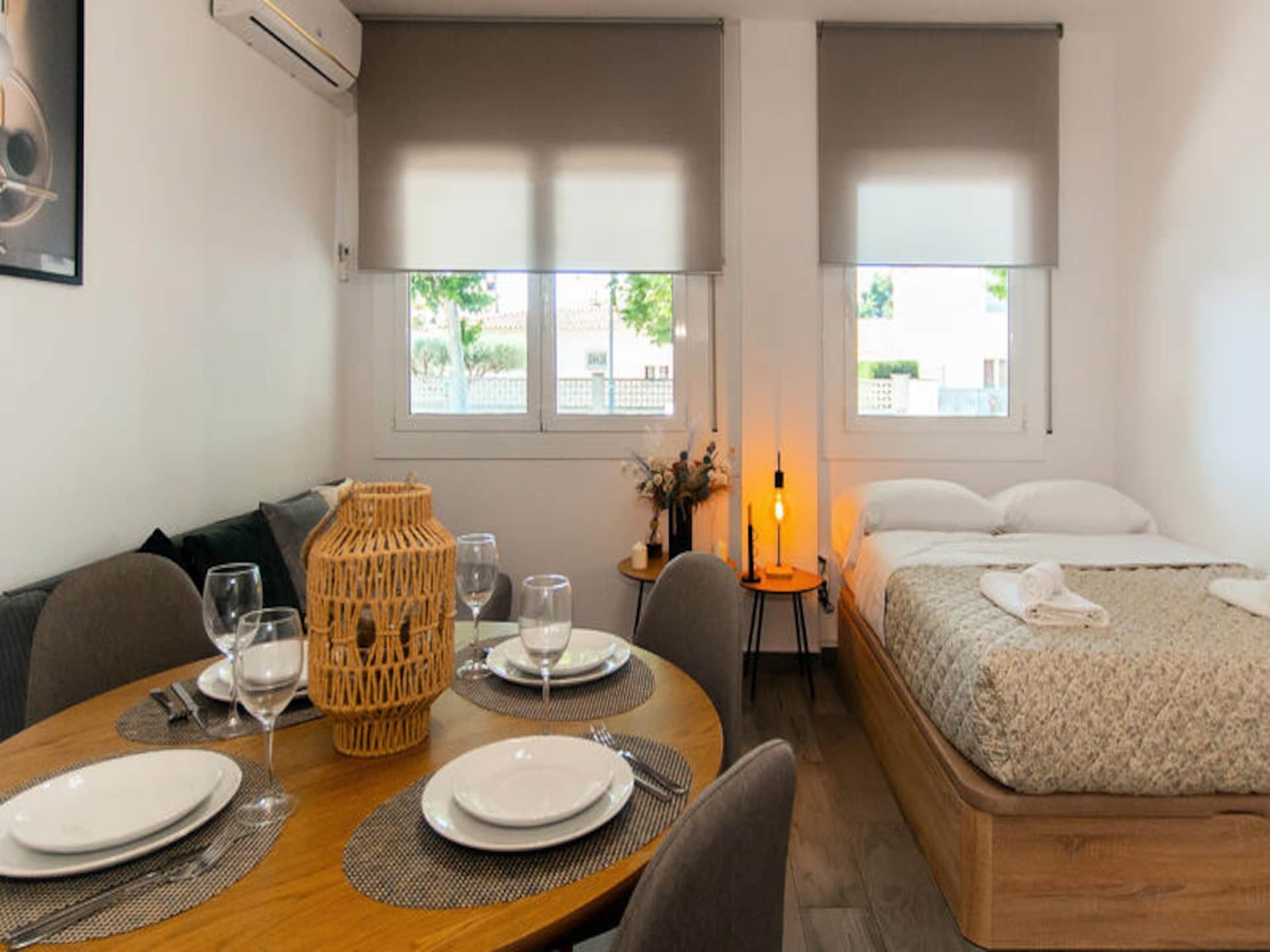 Kompakt studio-appartement aan de grachten van Empuriabrava - foto 15