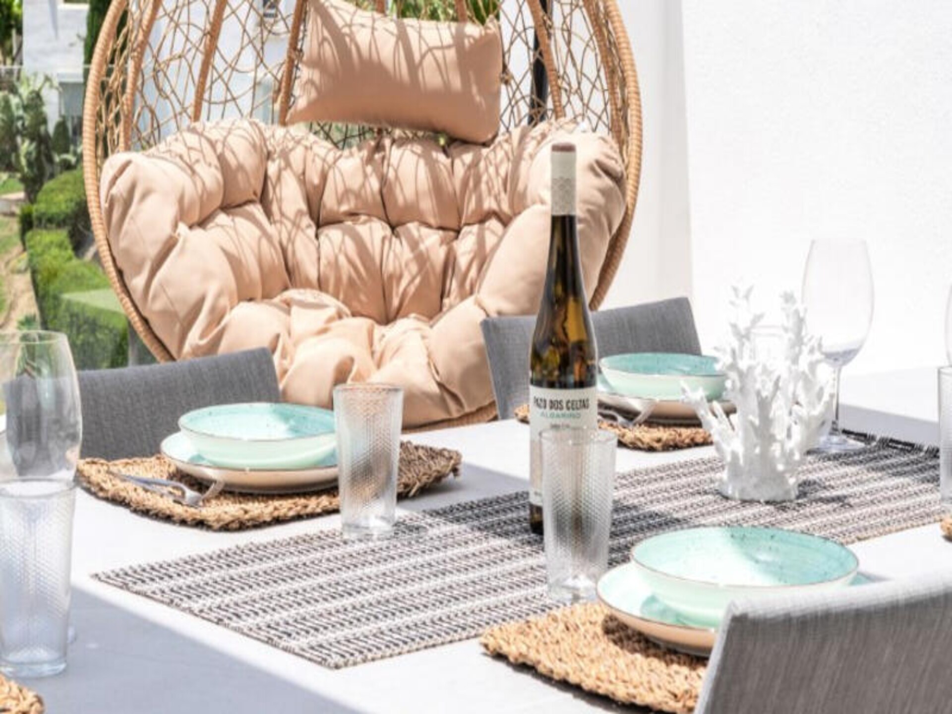 Modern appartement aan kristalheldere lagune bij Casares, vlakbij Estepona - foto 5