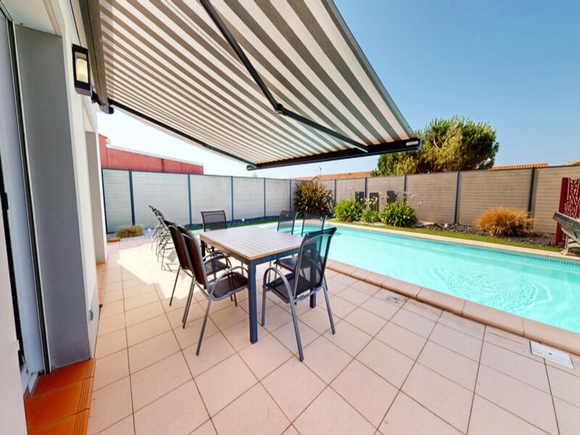 Lichte villa met privézwembad bij de stranden van Saint-Gilles-Croix-de-Vie - foto 25
