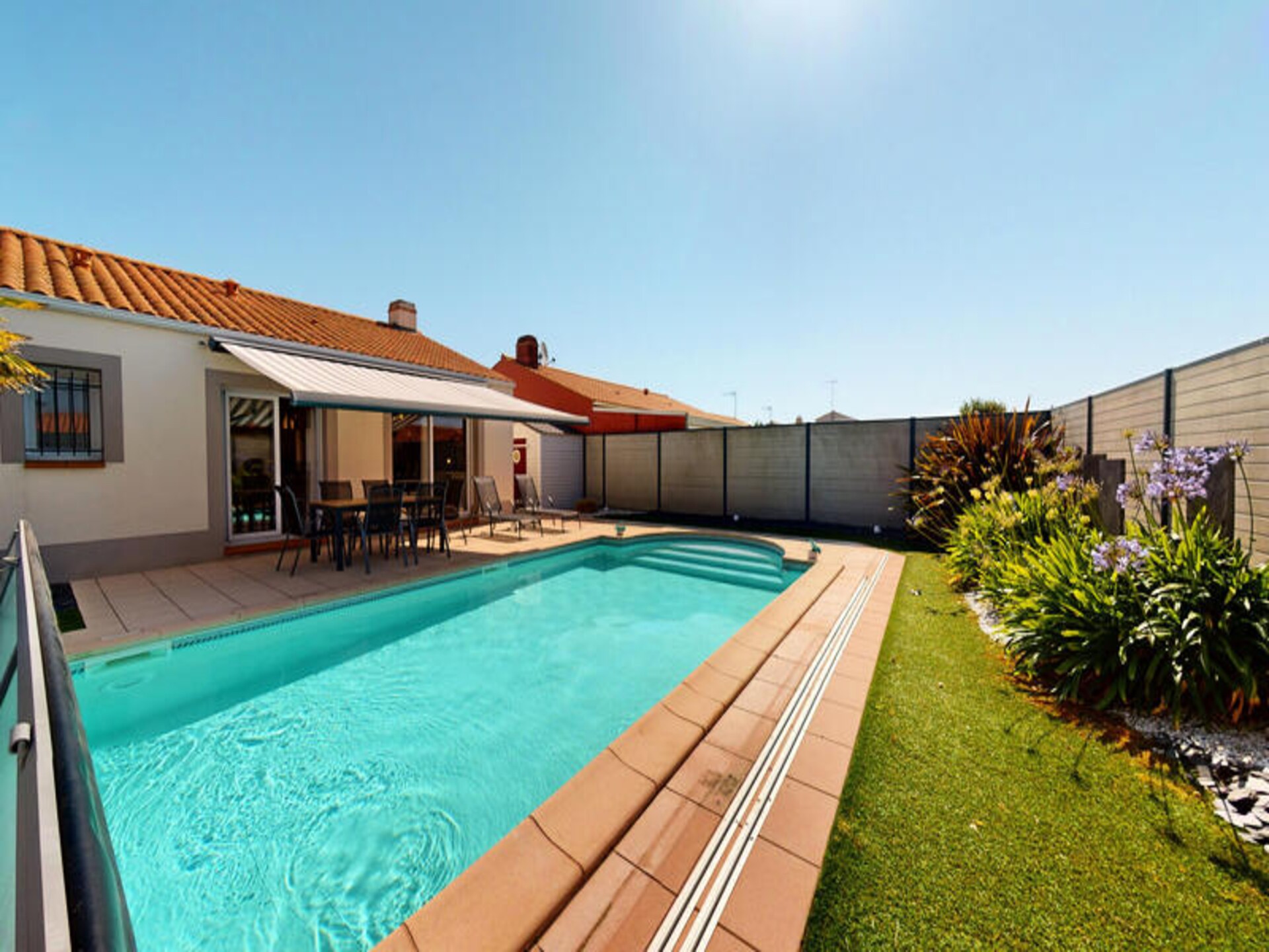 Lichte villa met privézwembad bij de stranden van Saint-Gilles-Croix-de-Vie - foto 27