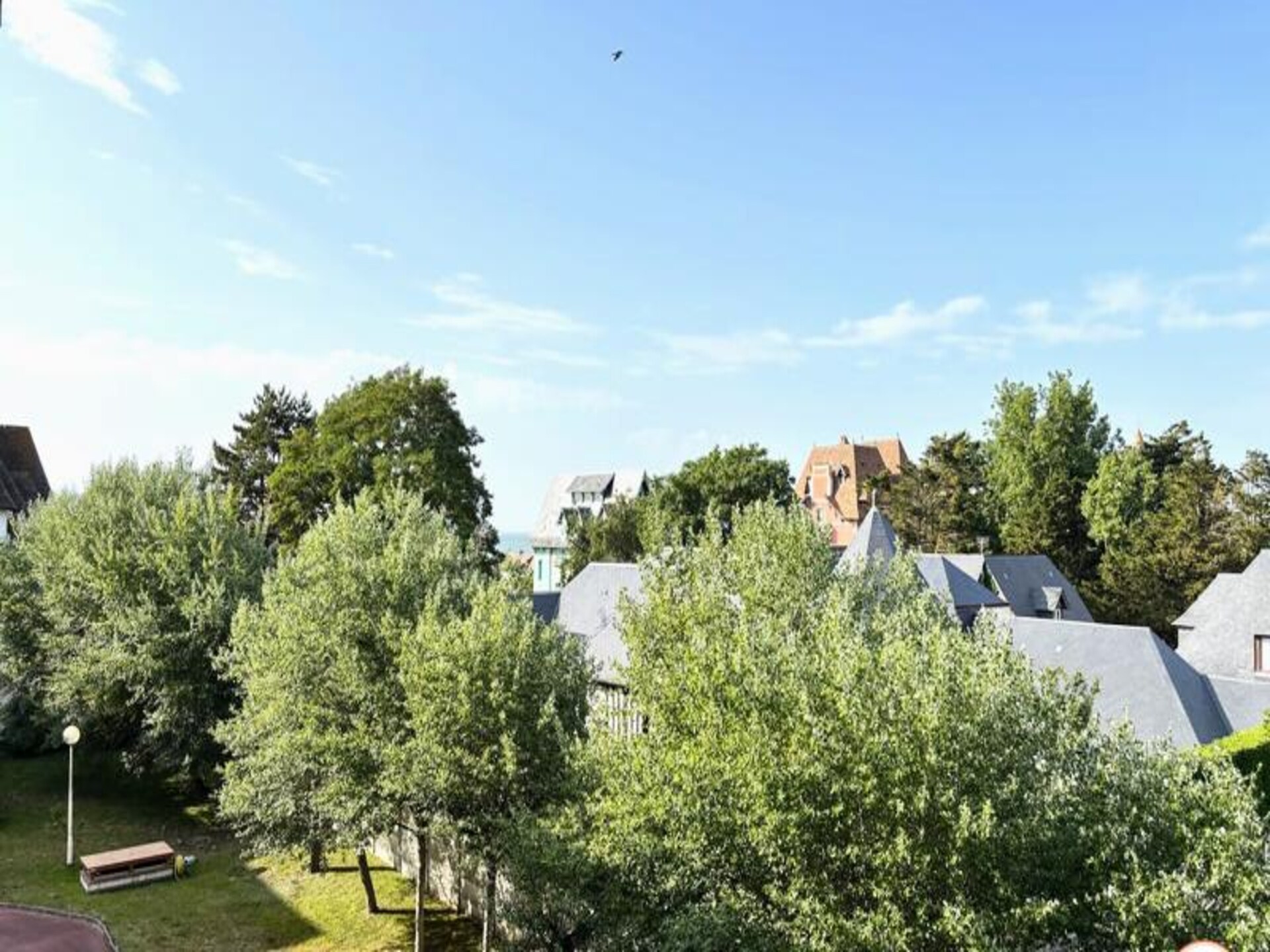 Elegant appartement met panoramisch uitzicht op zee en platteland bij Deauville - foto 19