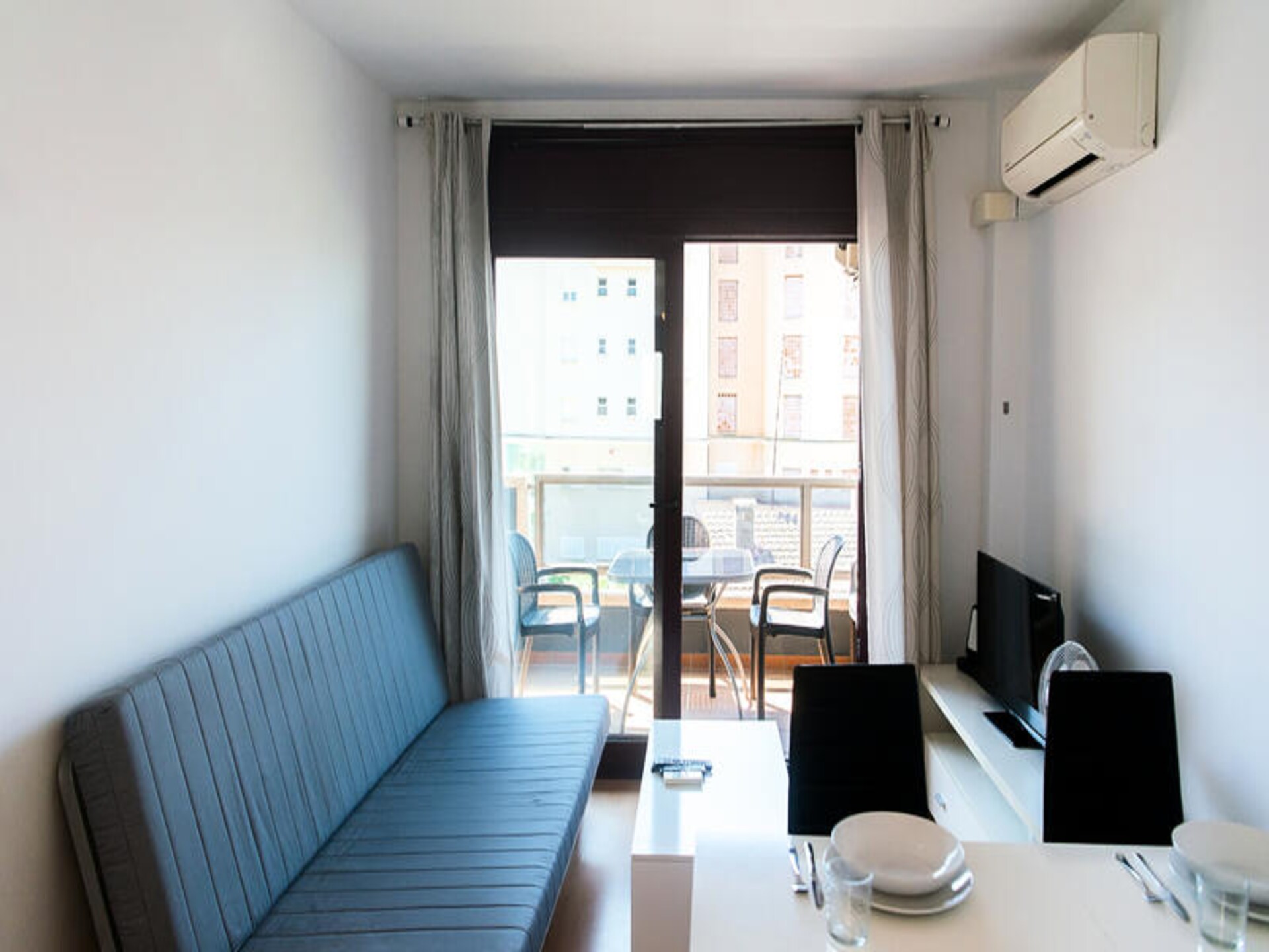 Licht appartement in Roses, 2 slaapkamers, vlakbij het strand - foto 5