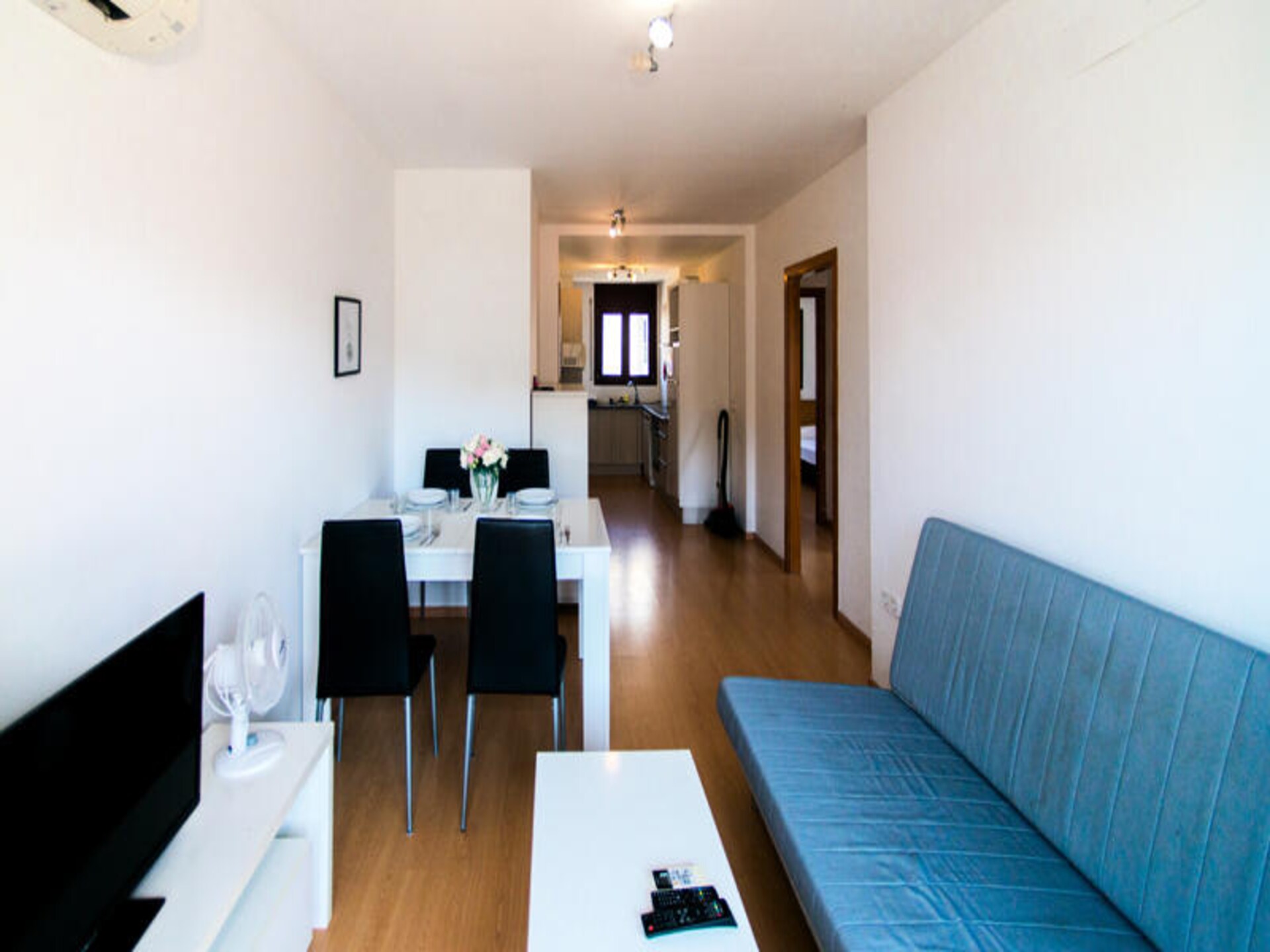 Licht appartement in Roses, 2 slaapkamers, vlakbij het strand - foto 6