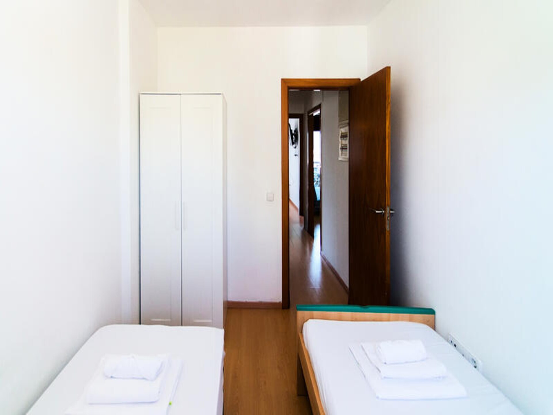 Licht appartement in Roses, 2 slaapkamers, vlakbij het strand - foto 10