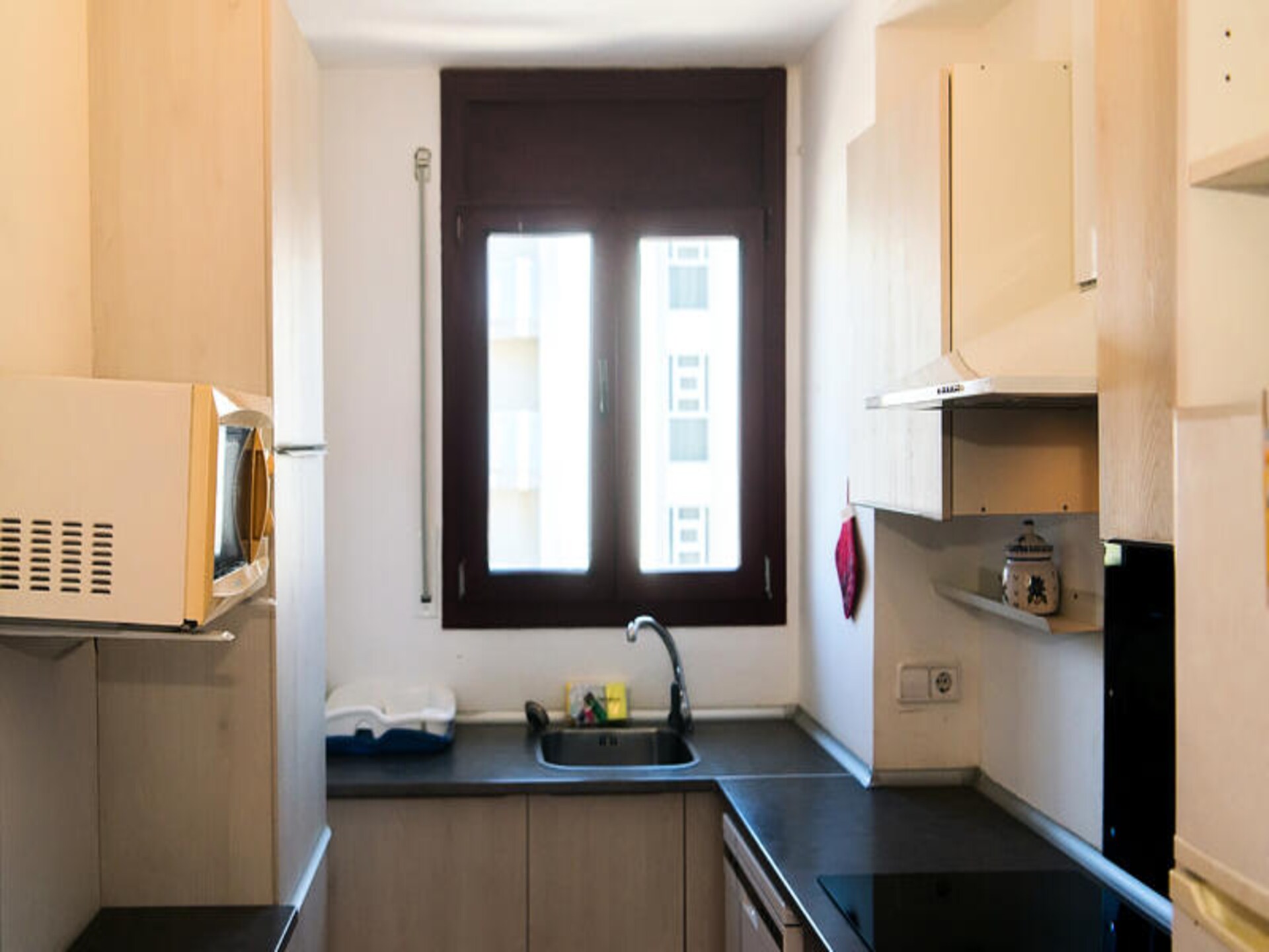 Licht appartement in Roses, 2 slaapkamers, vlakbij het strand - foto 12