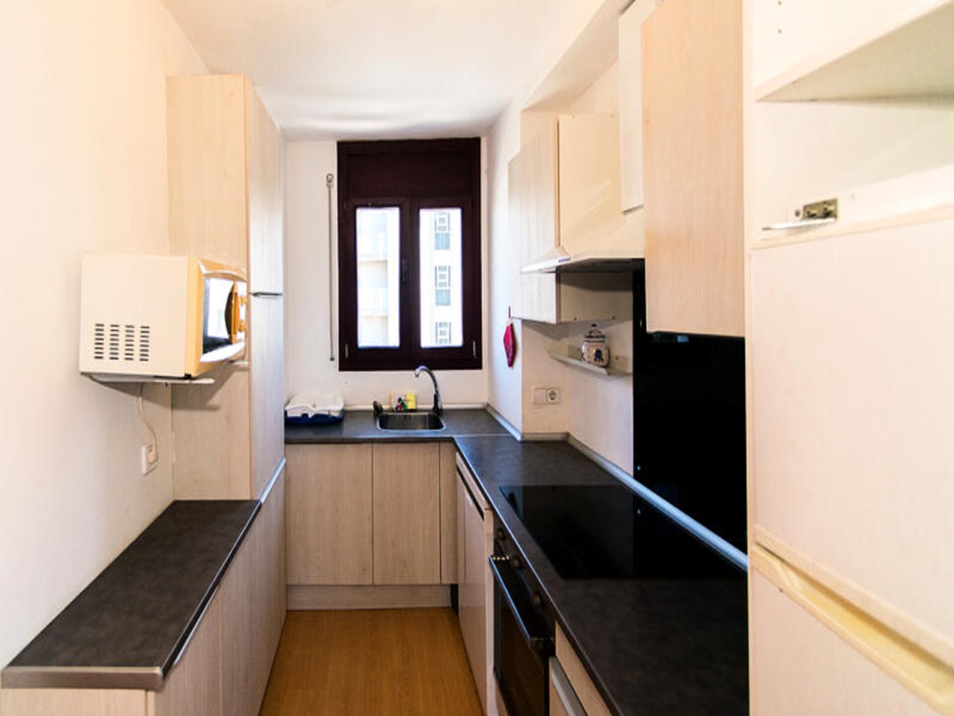 Licht appartement in Roses, 2 slaapkamers, vlakbij het strand - foto 15