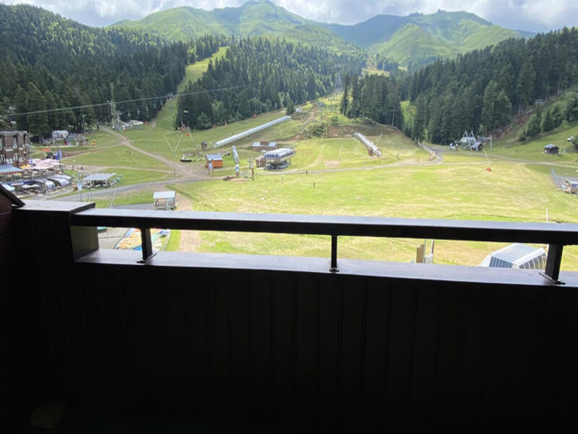 Gezellige studio op de piste in Lioran met balkon en bergzicht - foto 26