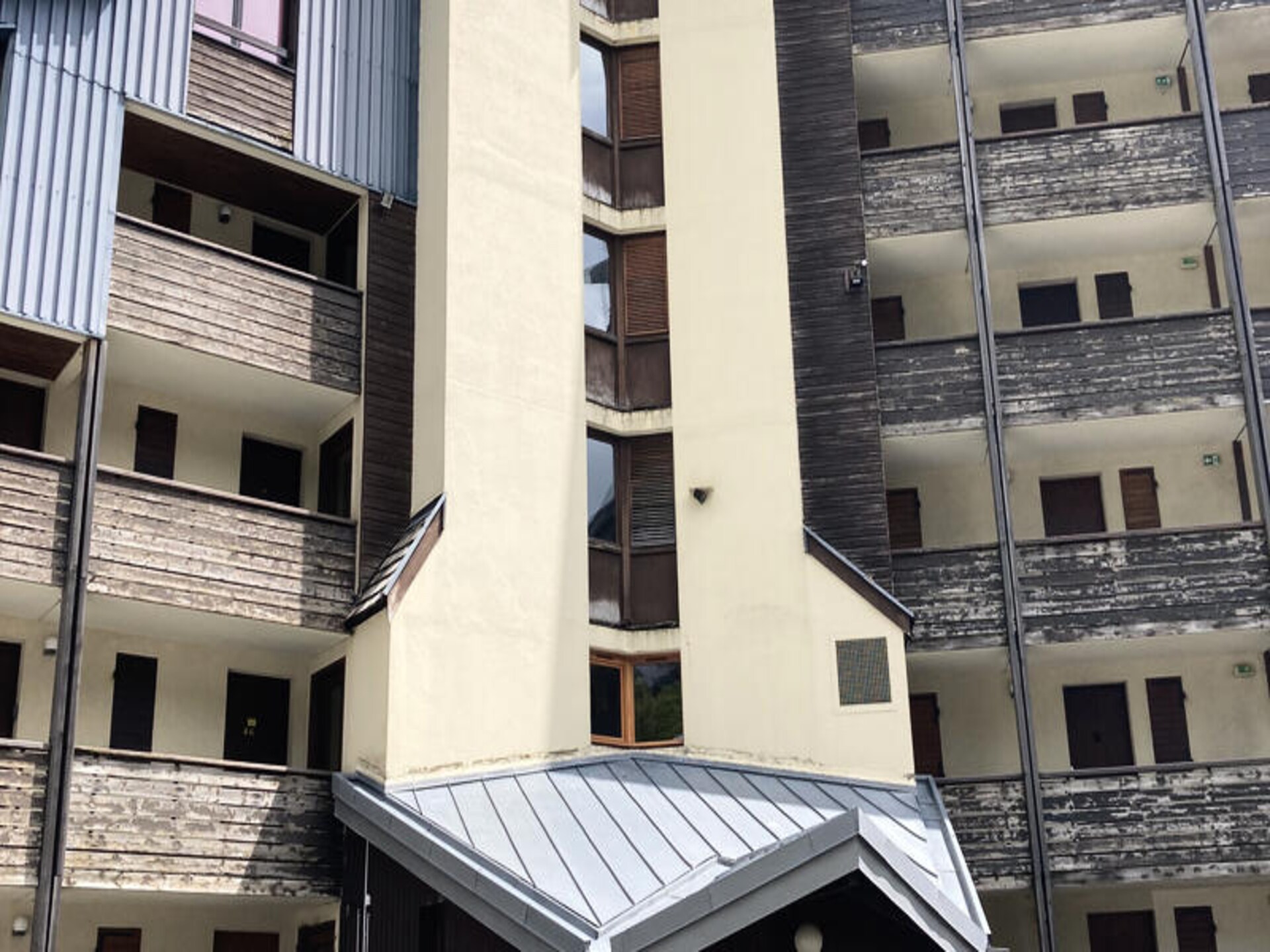 Gezellige studio op de piste in Lioran met balkon en bergzicht - foto 28