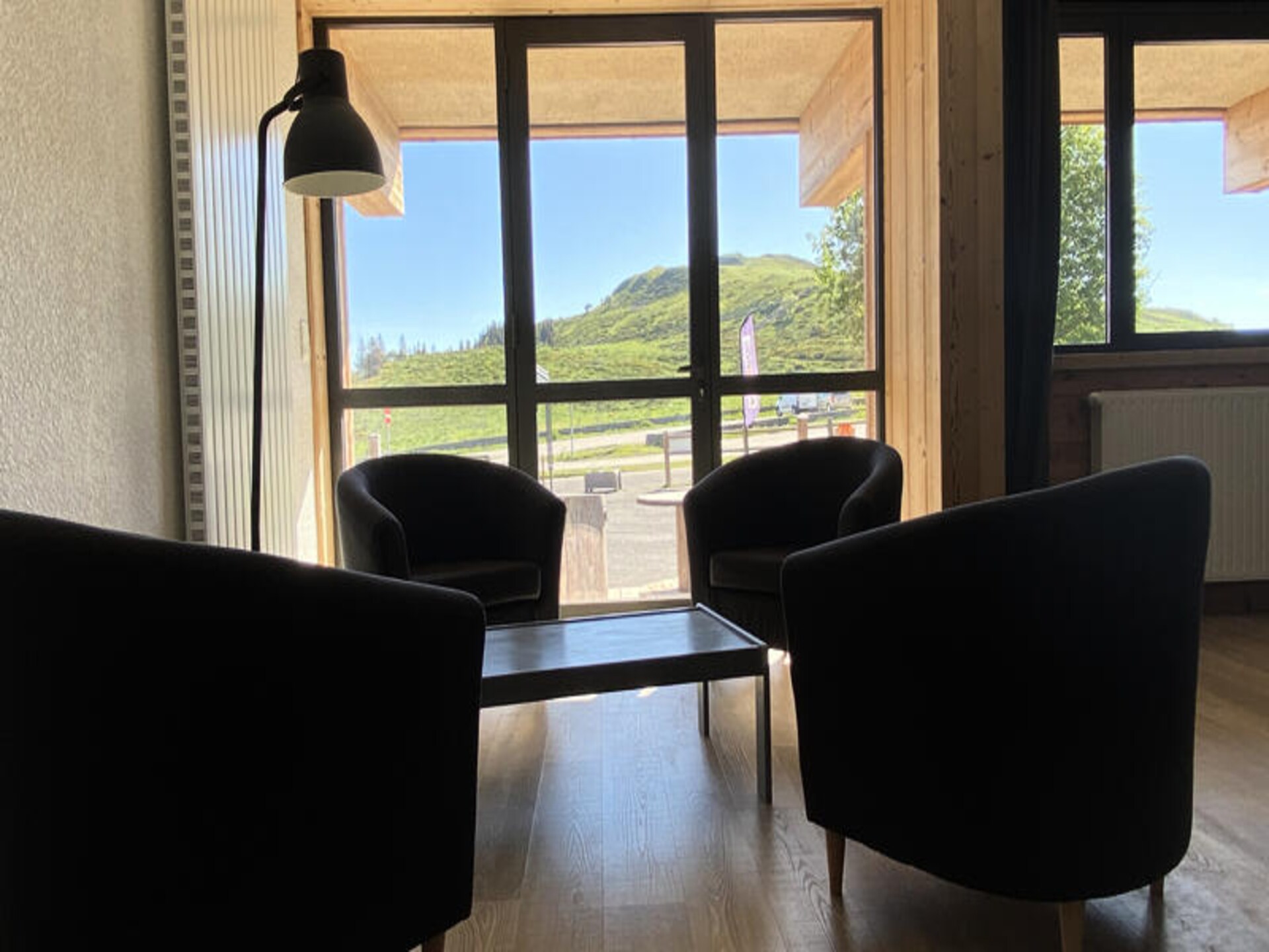 Ruime groepsaccommodatie in Albepierre-Bredons met uitzicht op Plomb du Cantal - foto 14