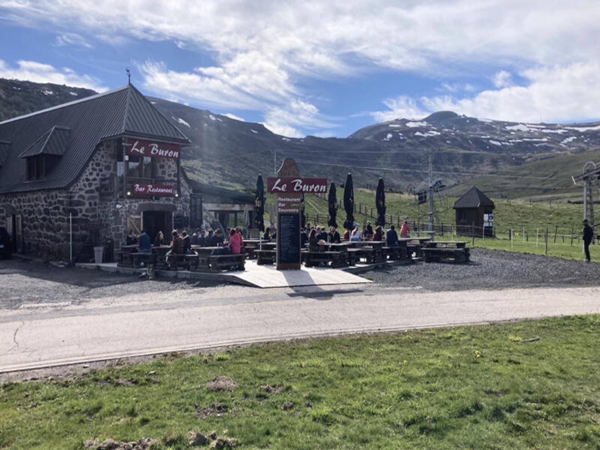 Ruime groepsaccommodatie in Albepierre-Bredons met uitzicht op Plomb du Cantal - foto 41
