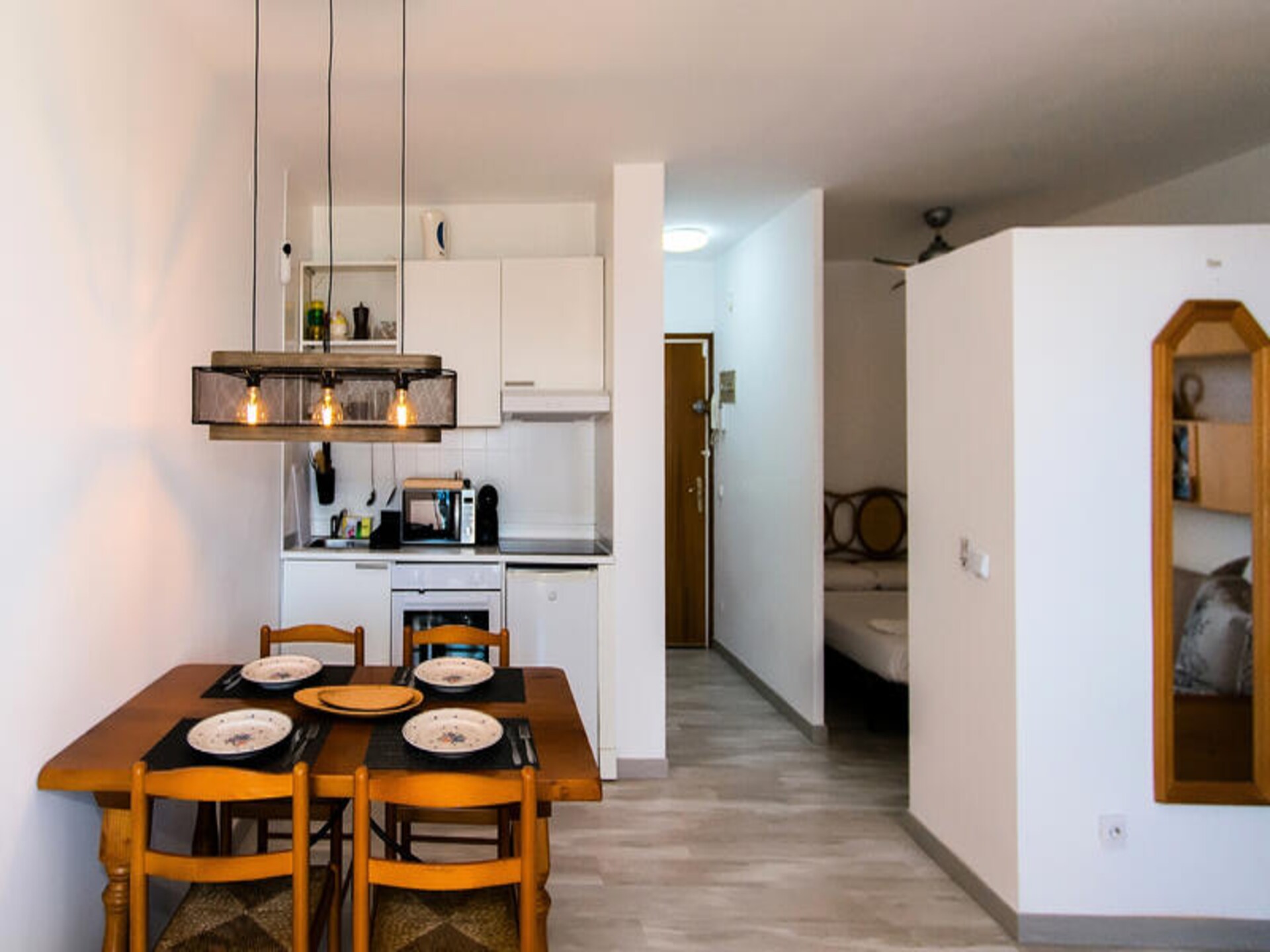 Zonnige studio op 100m van strand Empuriabrava, airco & zeezicht - foto 3