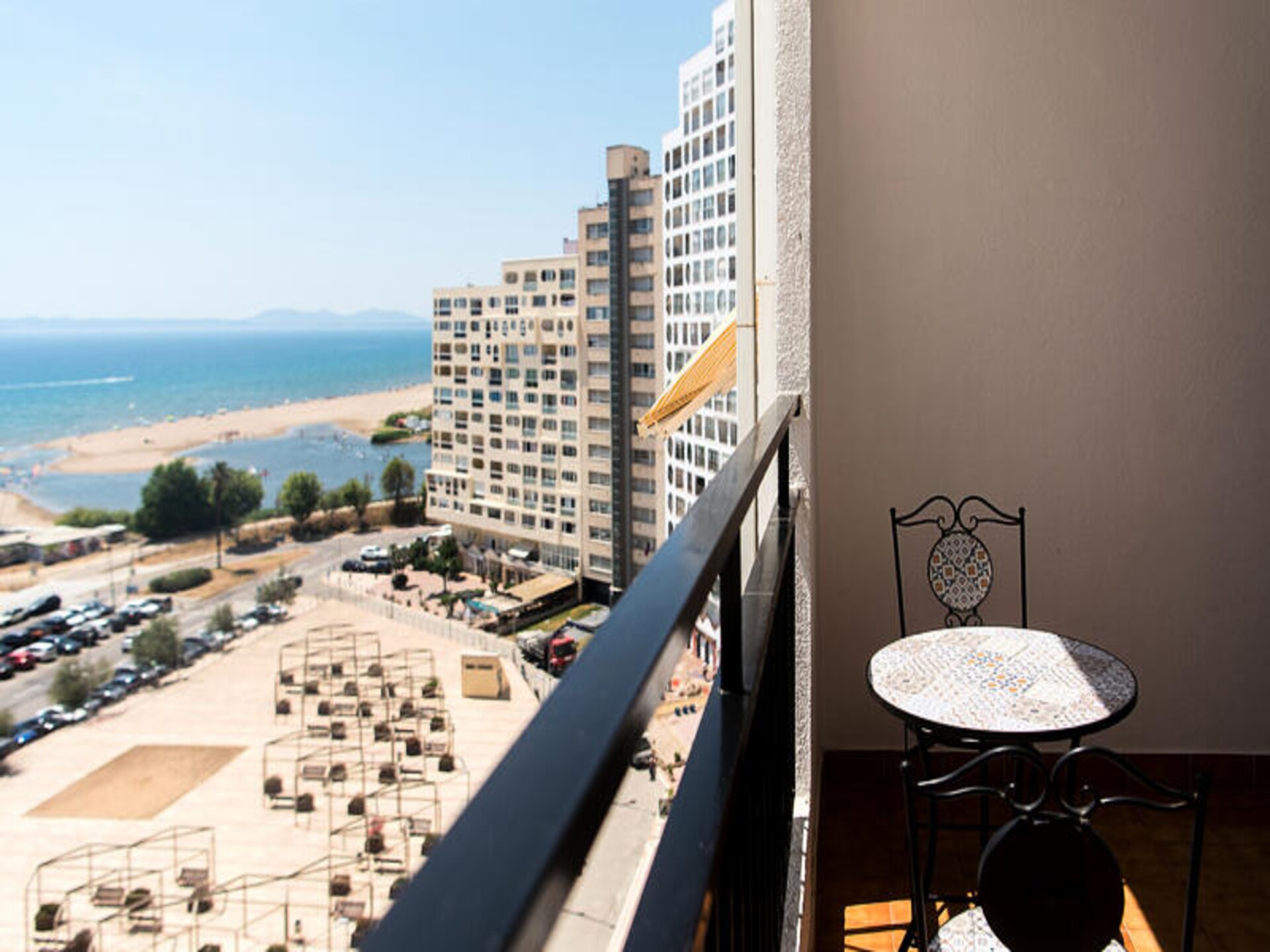 Zonnige studio op 100m van strand Empuriabrava, airco & zeezicht - foto 8