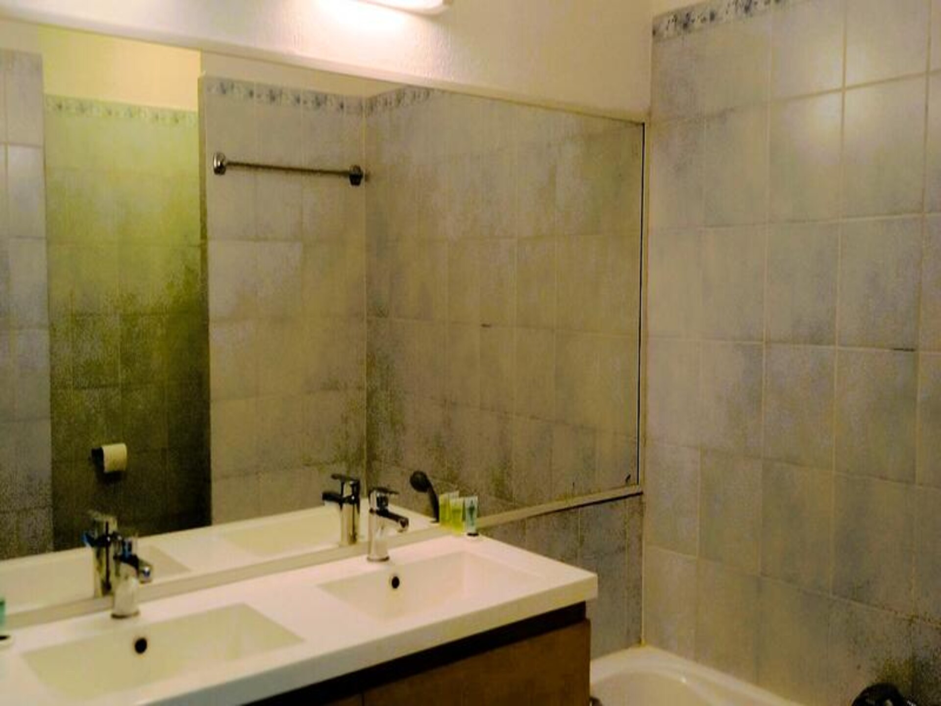 Luxe appartement met zwembadzicht in hartje Grimaud - foto 19