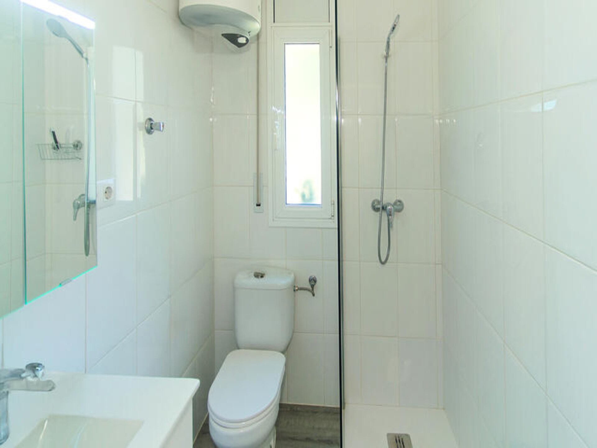 Appartement met zeezicht en terras op 250m van strand in Roses, Costa Brava - foto 25