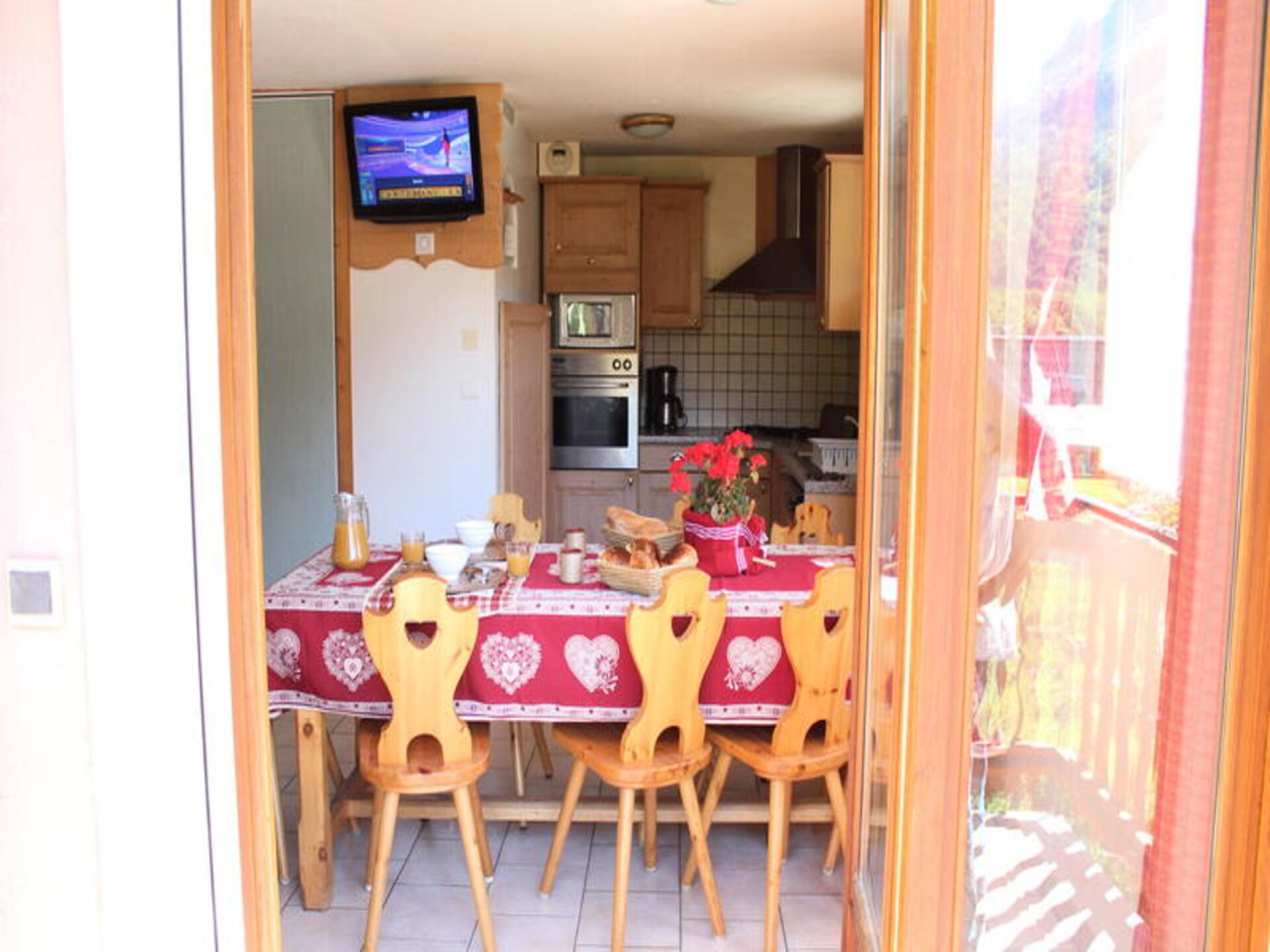 Ruim chalet in Valloire met balkon, tuin en sauna, vlakbij de piste - foto 3