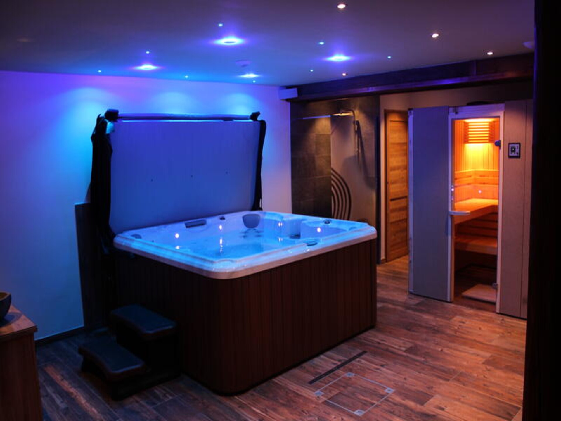 Ruim chalet in Valloire met balkon, tuin en sauna, vlakbij de piste - foto 11