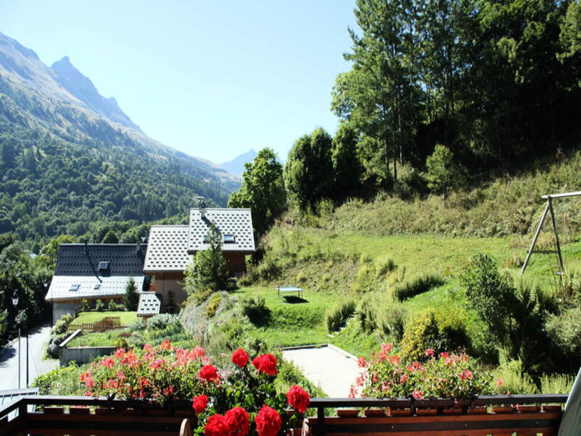 Ruim chalet in Valloire met balkon, tuin en sauna, vlakbij de piste - foto 12