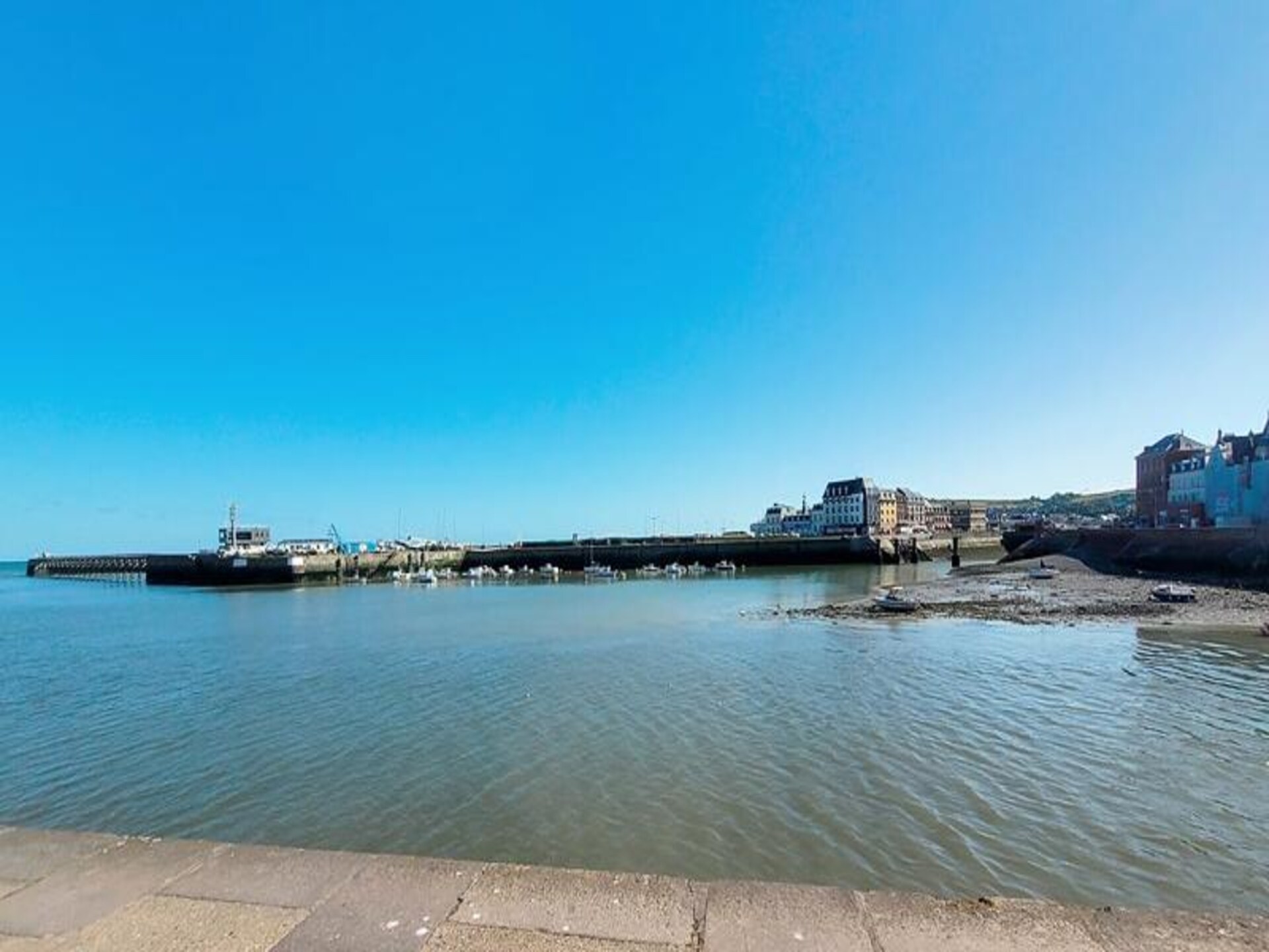 Knus appartement met balkon en havenzicht in hartje Le Tréport - foto 12