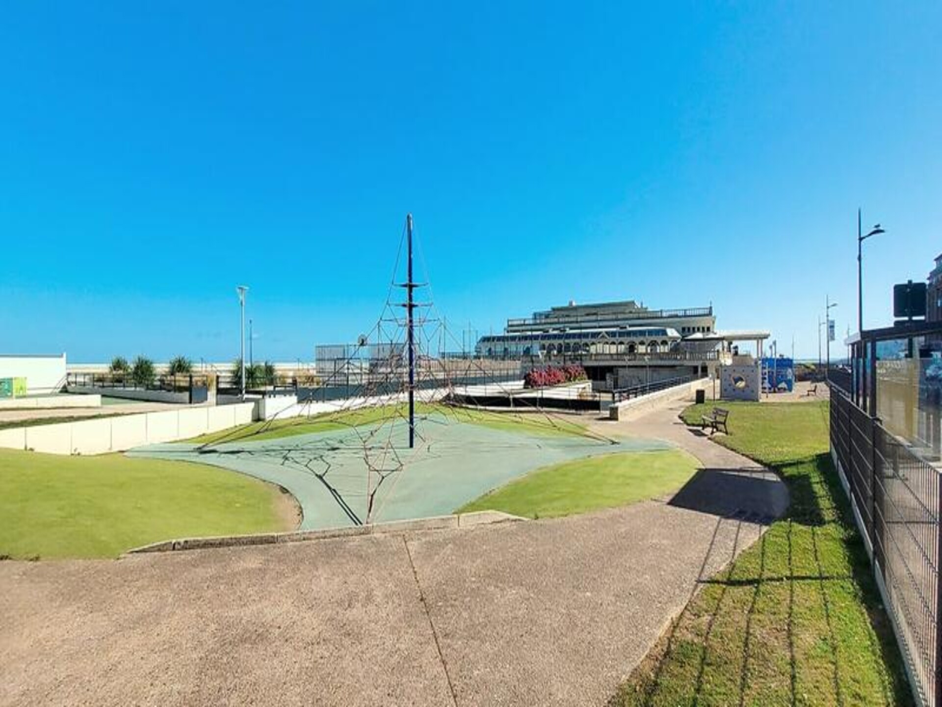 Knus appartement met balkon en havenzicht in hartje Le Tréport - foto 14