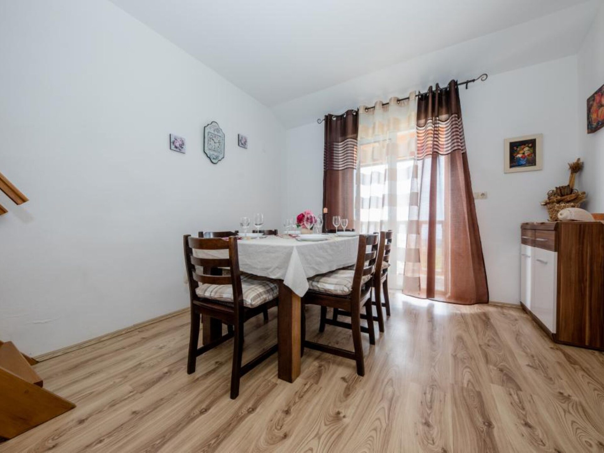 Knus appartement met terras op zonovergoten Rab, vlakbij zee - foto 5