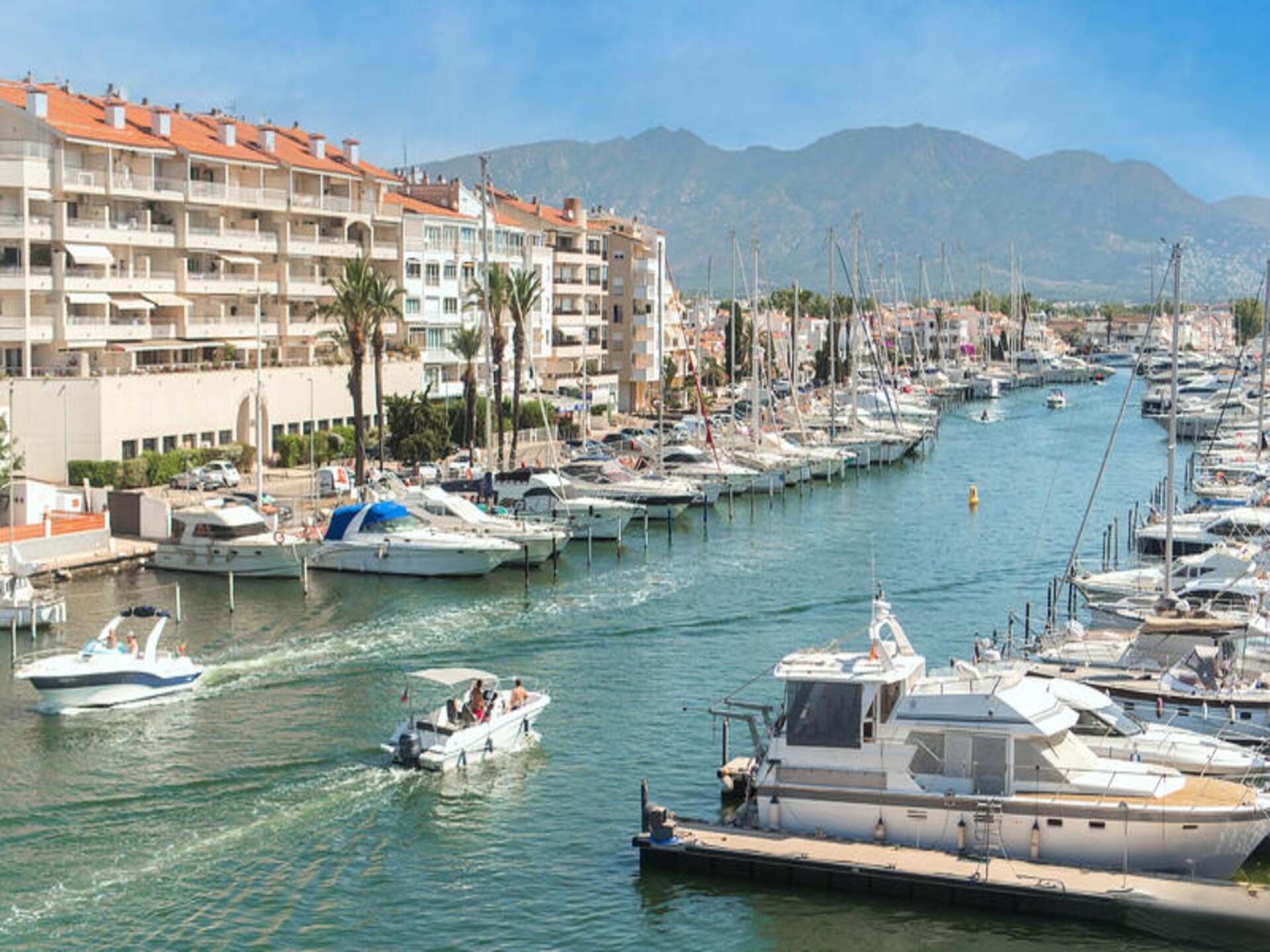 Kanaalappartement Empuriabrava – 500m van strand, airco & terras - foto 22