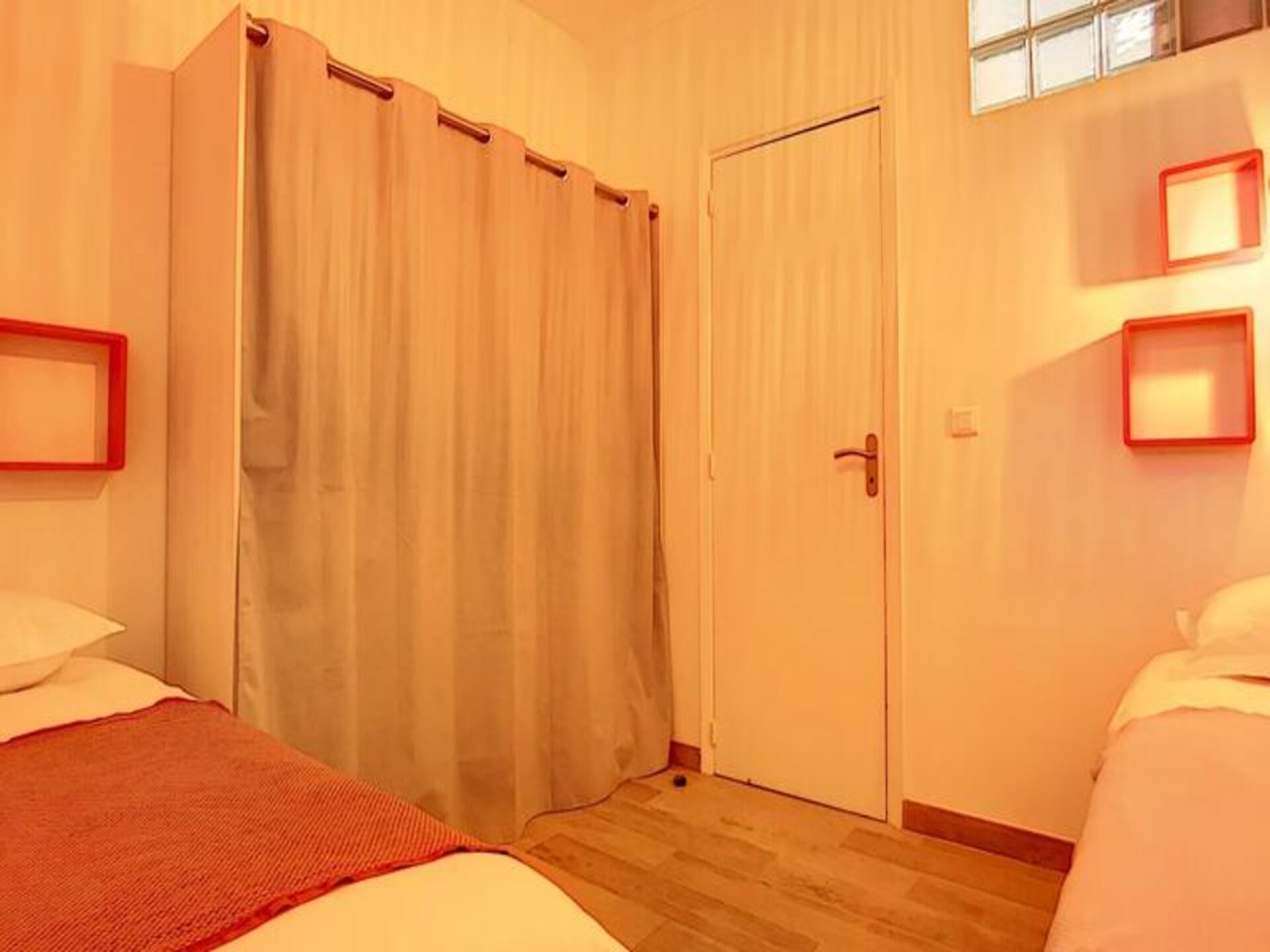 Authentiek appartement op de Provençaalse markt in hartje Antibes - foto 13
